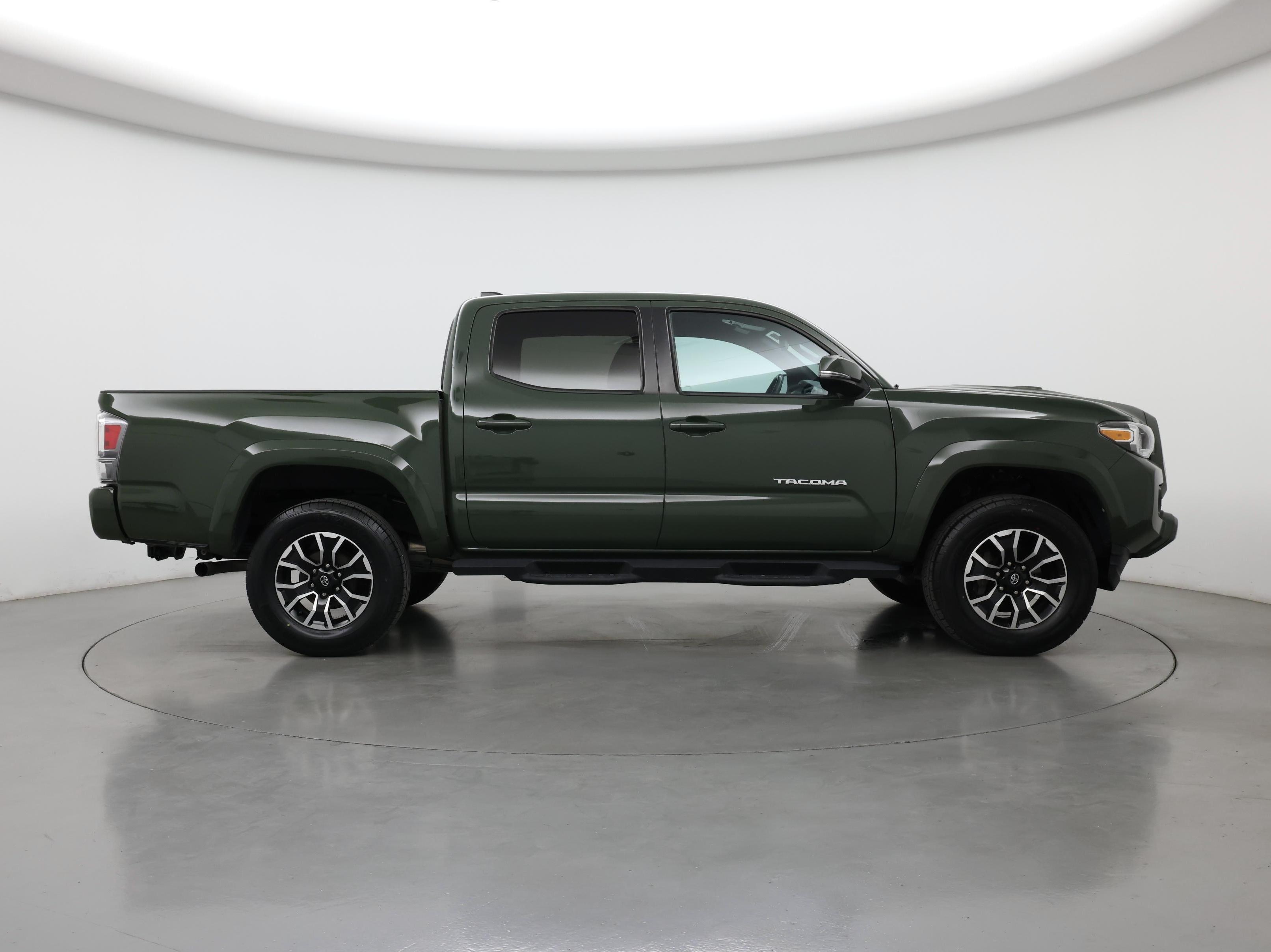 Thumbnail: 2021 Toyota Tacoma - 7