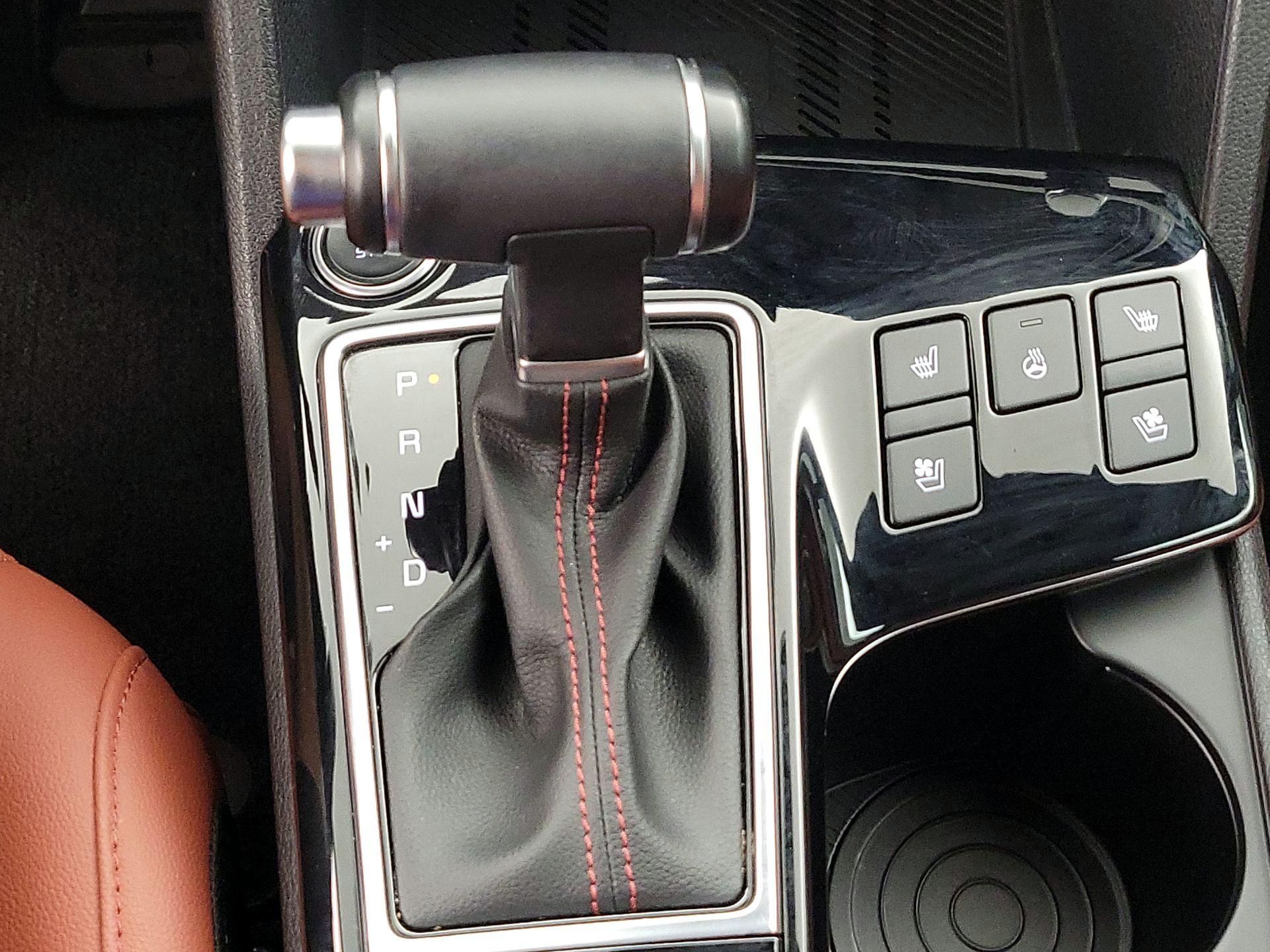 Thumbnail: 2023 Kia Sportage - 18