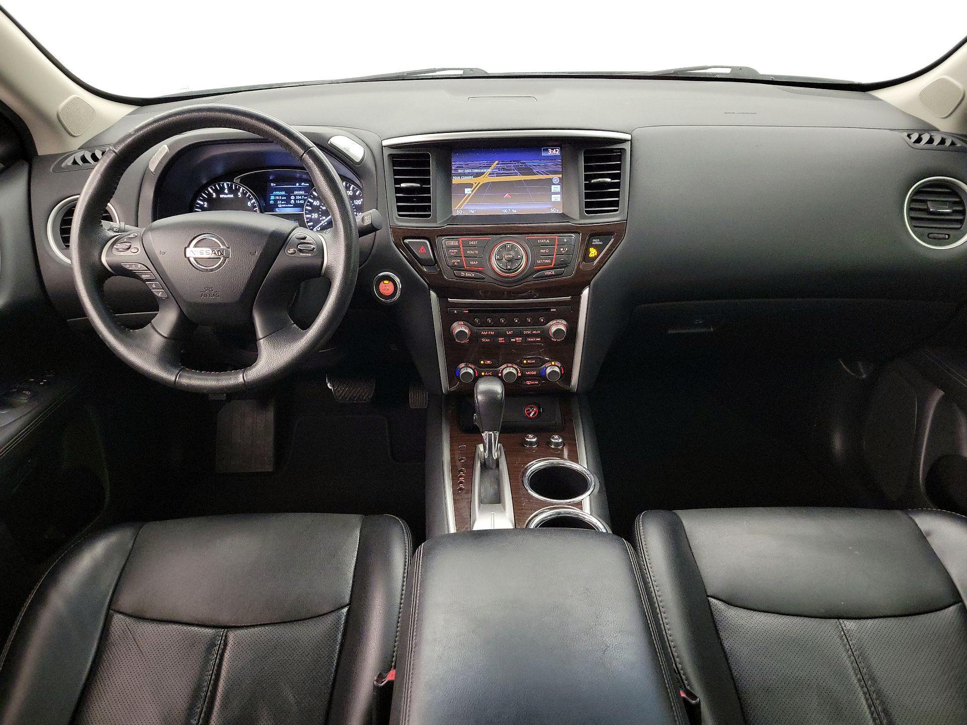 Thumbnail: 2015 Nissan Pathfinder - 9