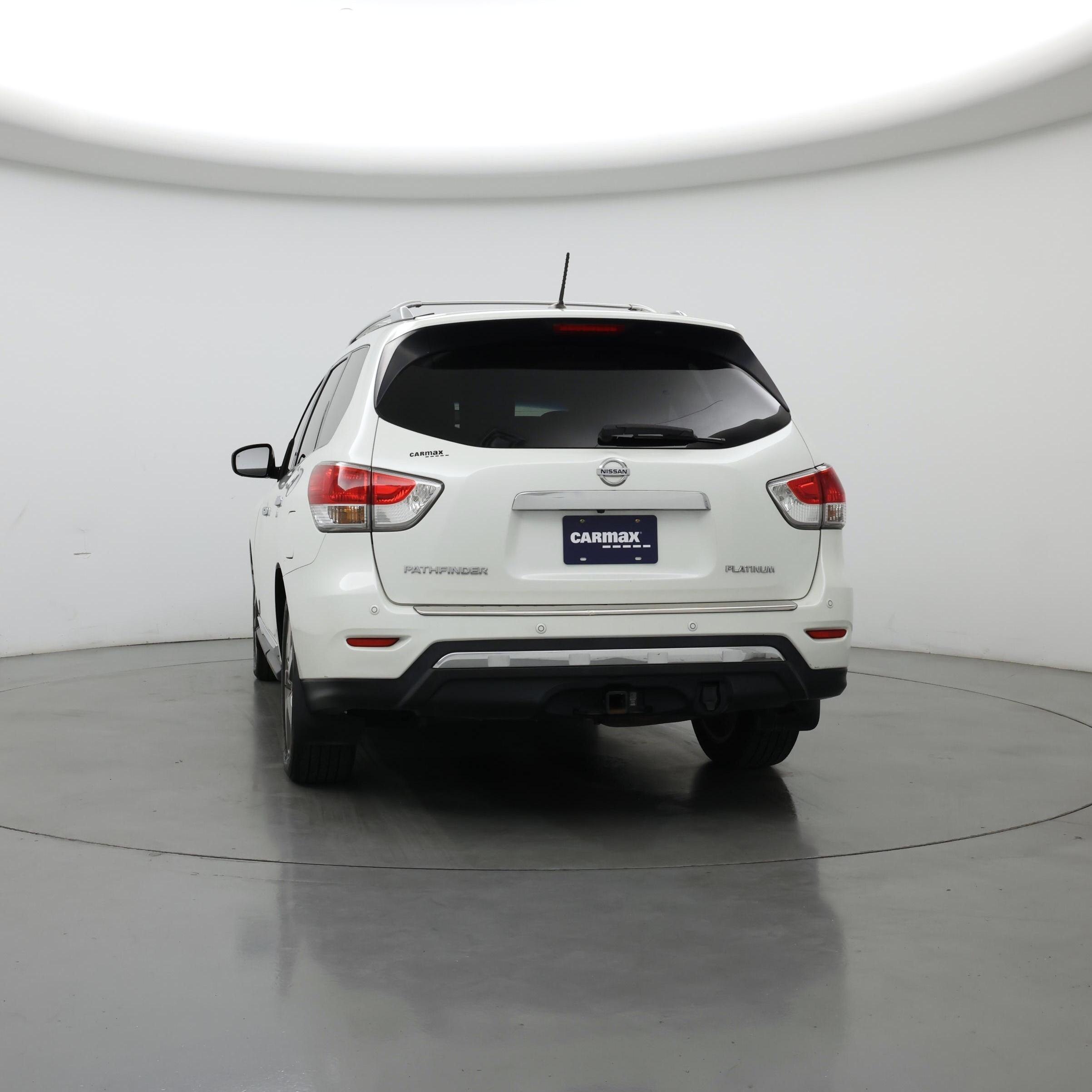 Thumbnail: 2015 Nissan Pathfinder - 6