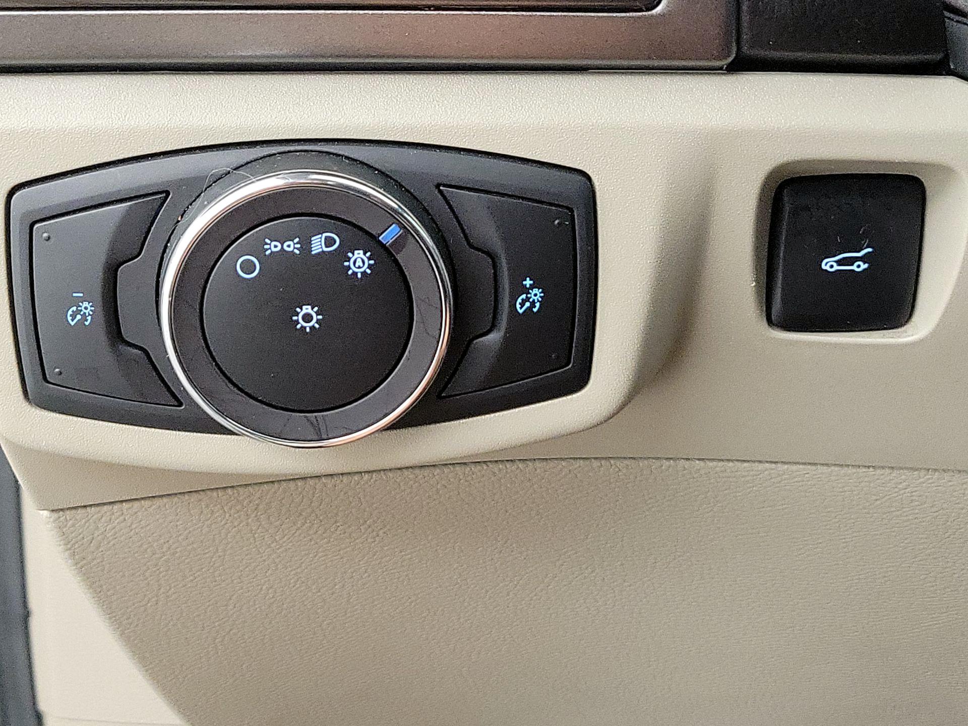 Thumbnail: 2019 Ford Fusion - 13