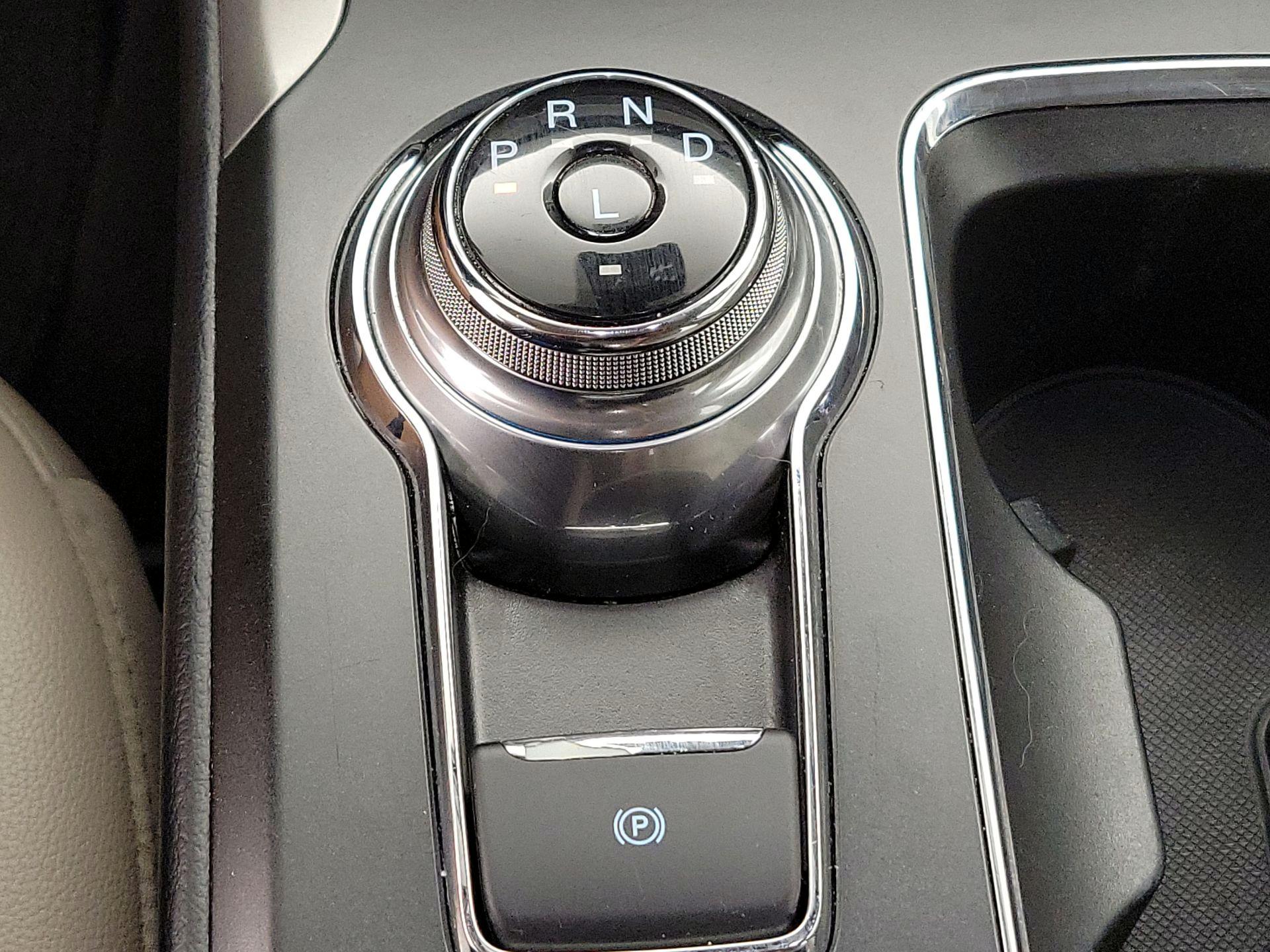 Thumbnail: 2019 Ford Fusion - 18