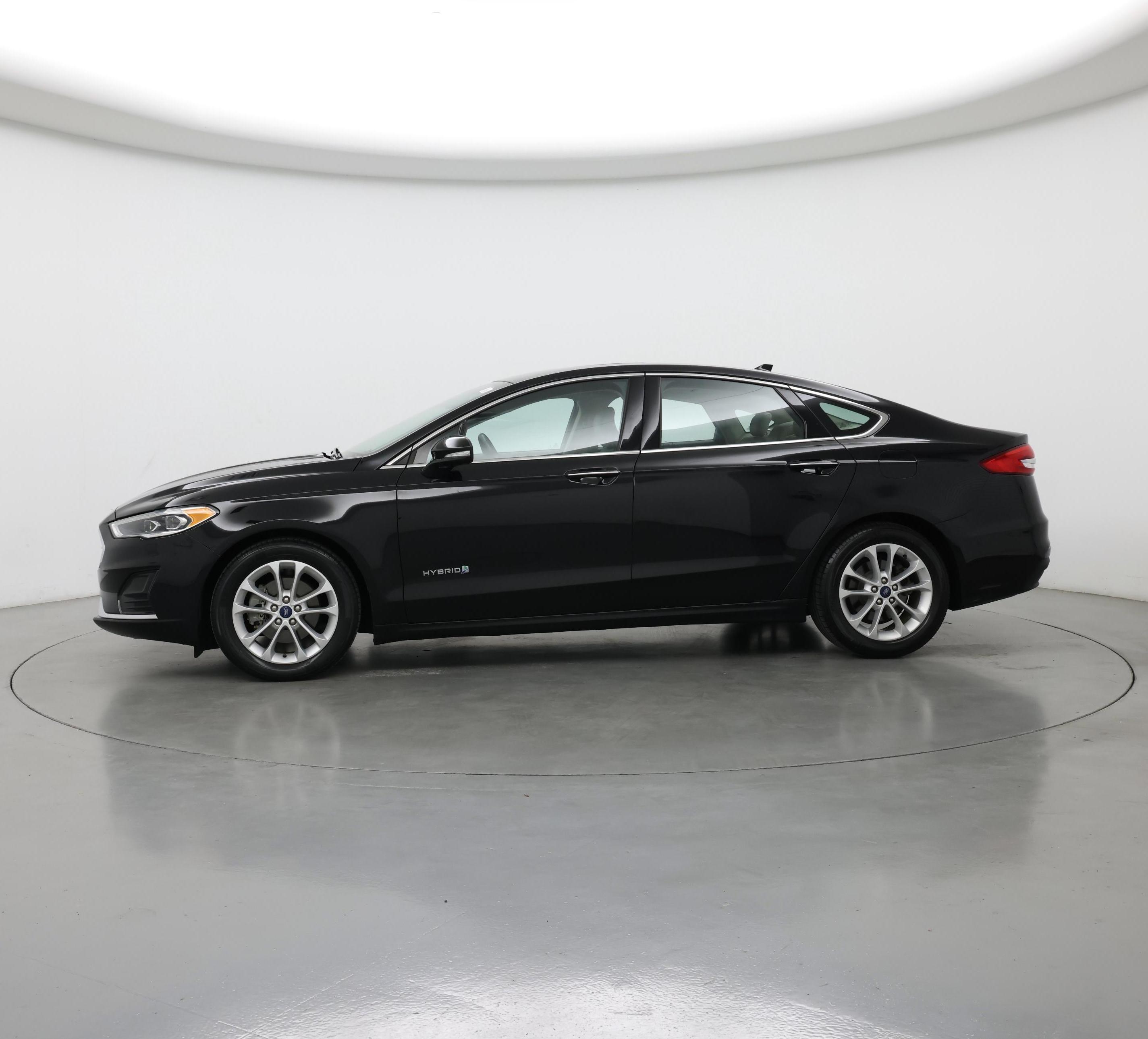 Thumbnail: 2019 Ford Fusion - 3