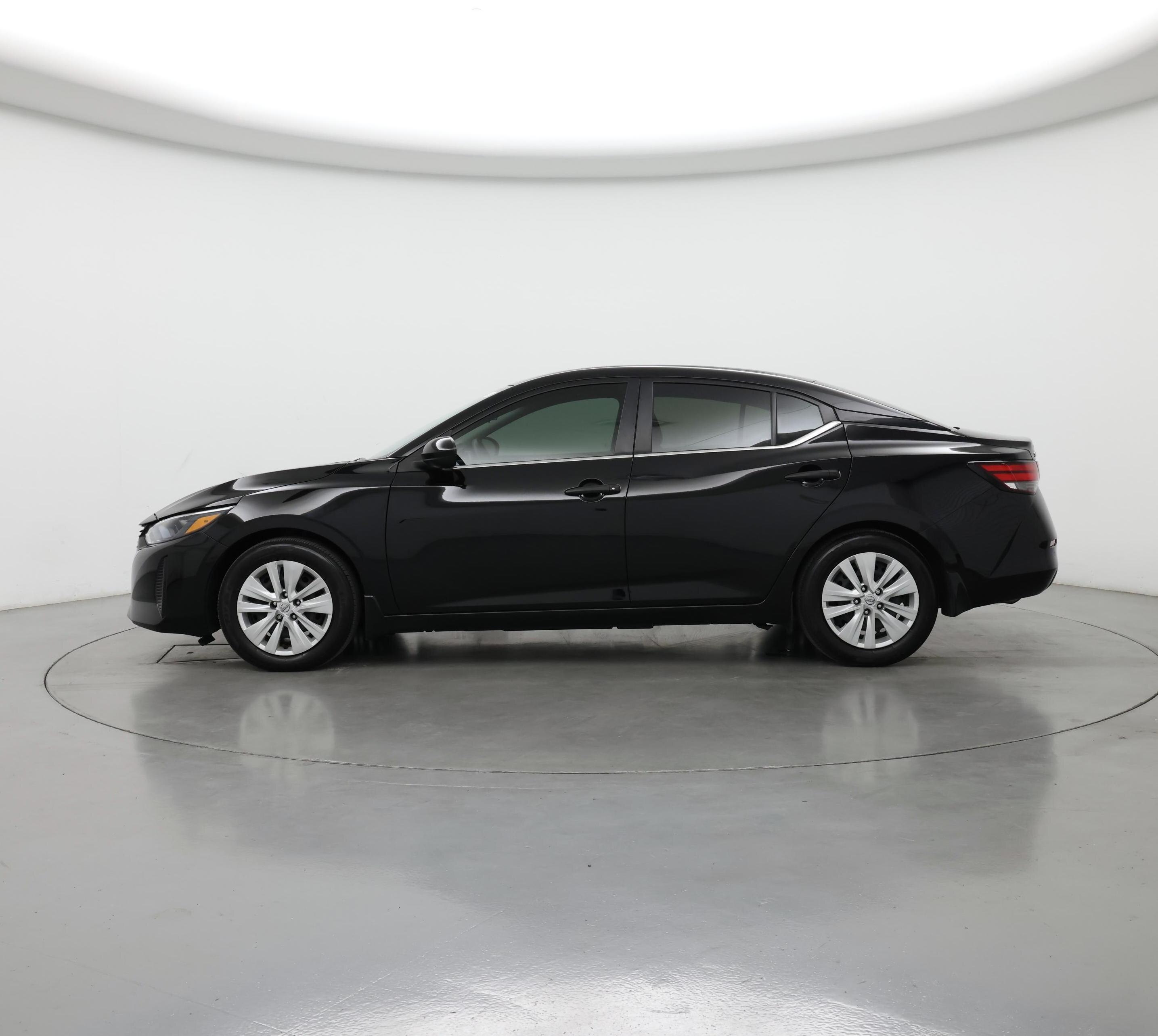 Thumbnail: 2024 Nissan Sentra - 3