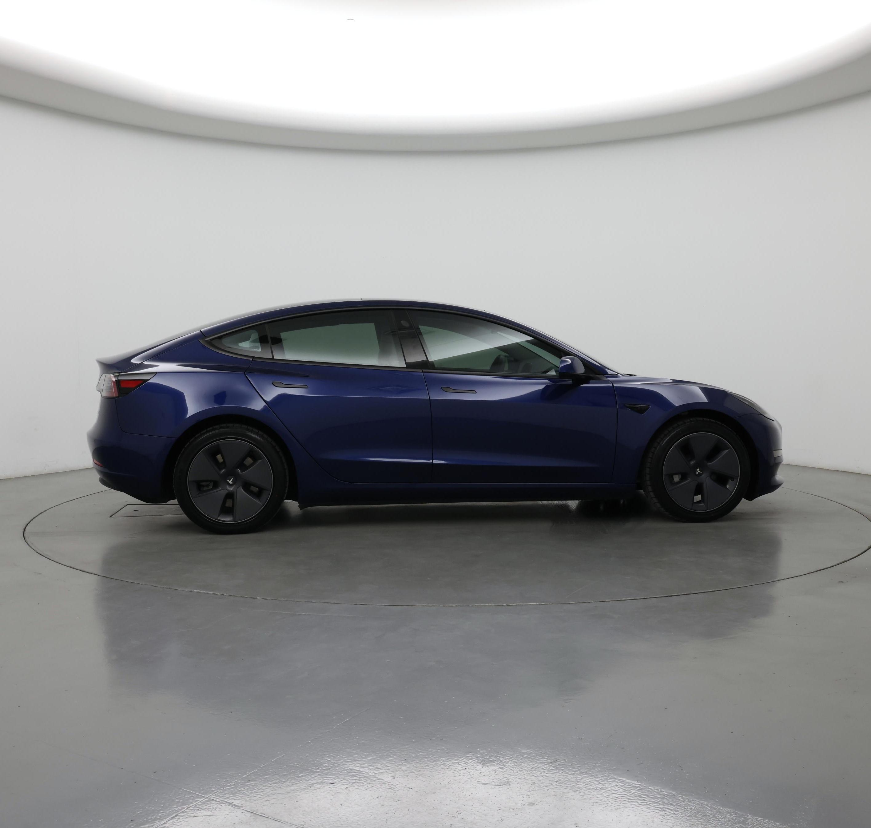Thumbnail: 2022 Tesla Model 3 - 7