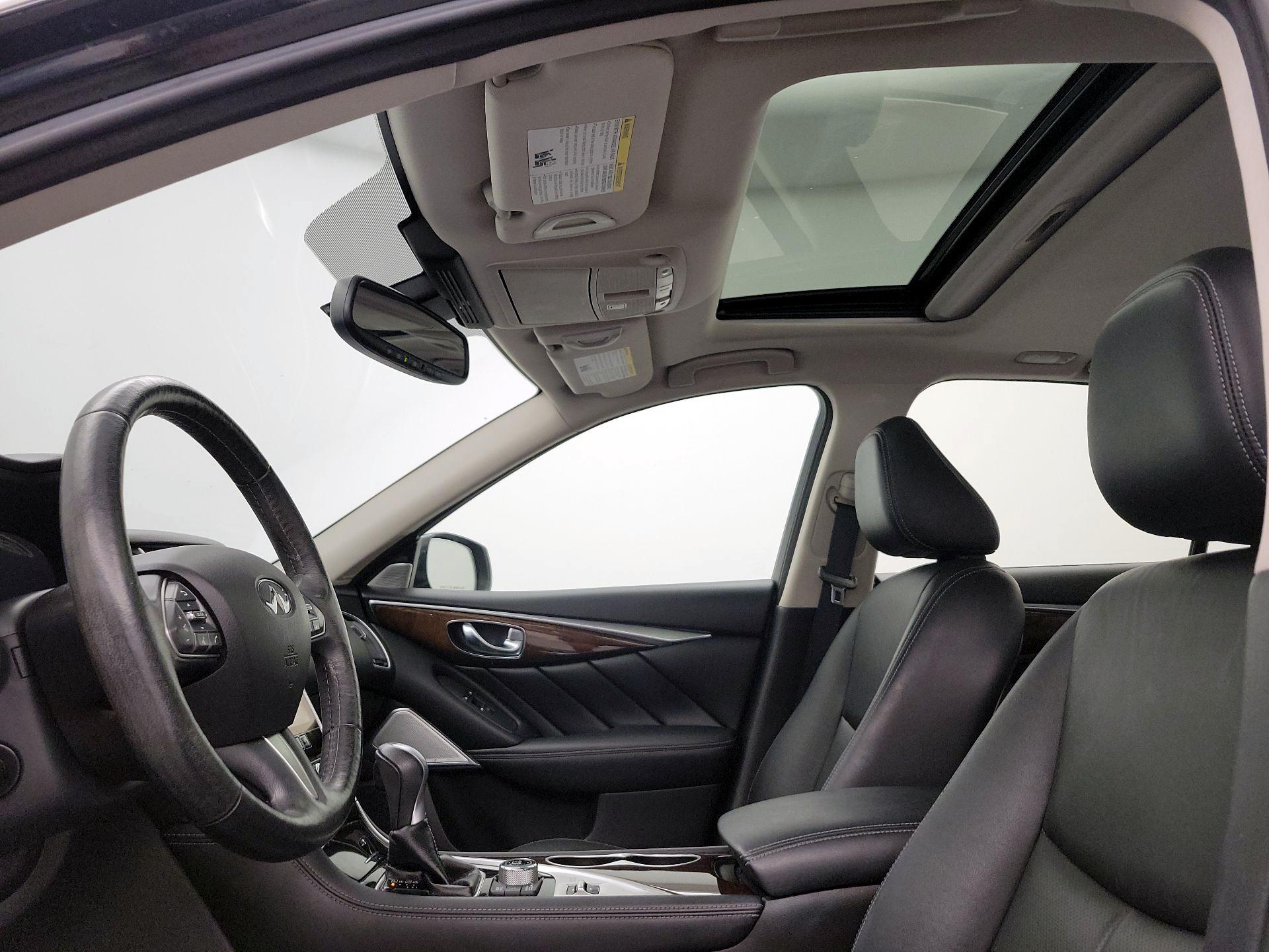 Thumbnail: 2017 INFINITI Q50 - 20