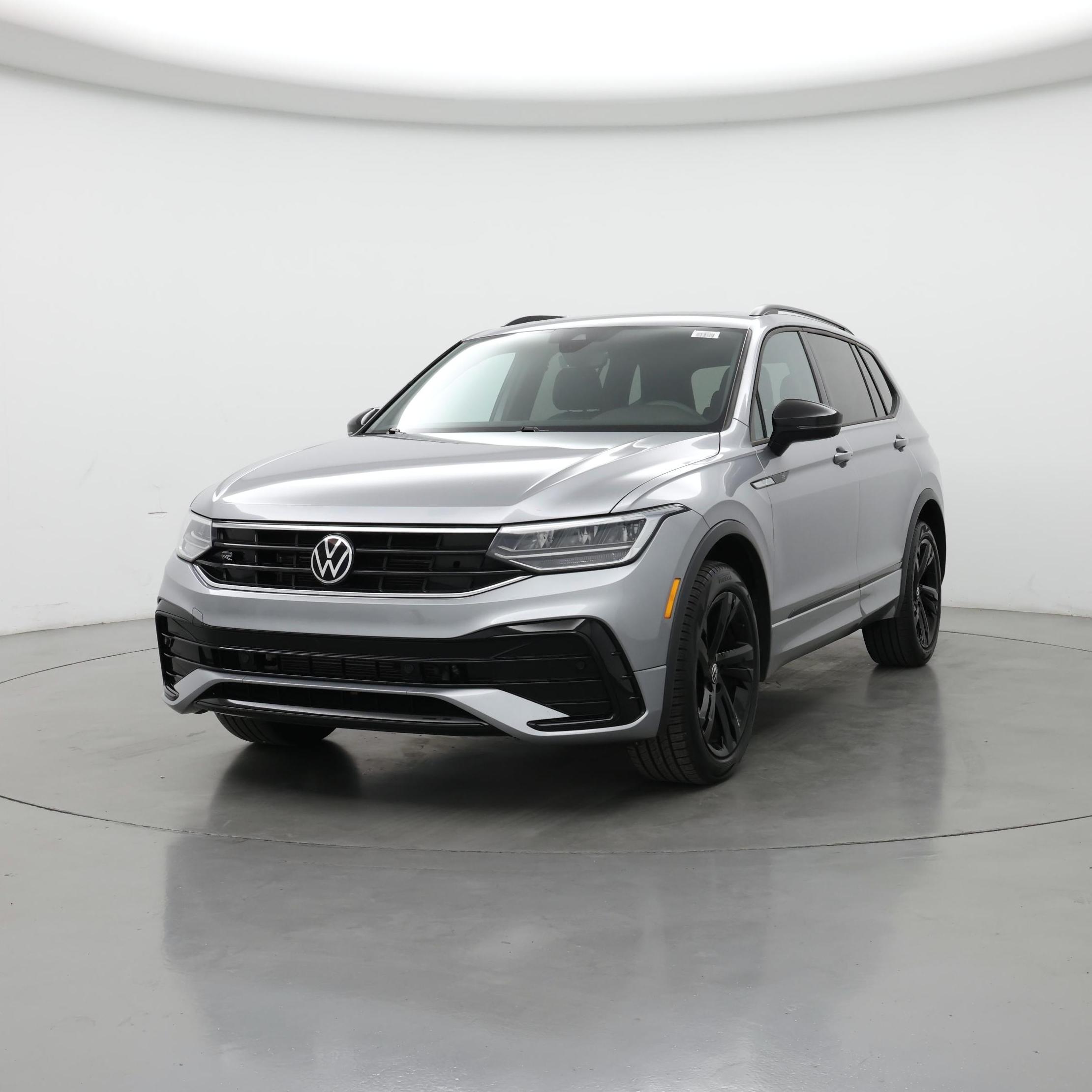 Thumbnail: 2023 Volkswagen Tiguan - 4