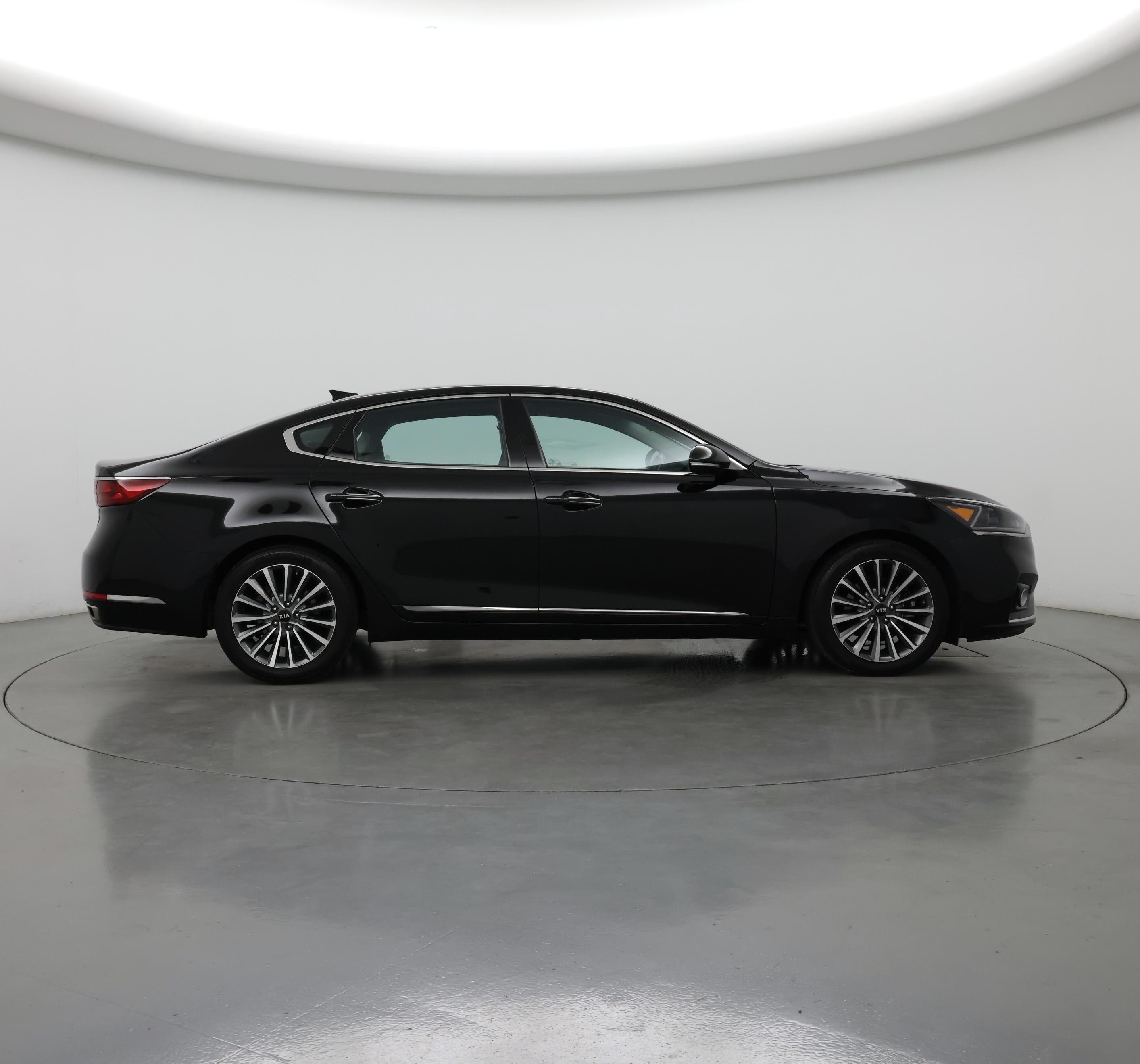 Thumbnail: 2017 Kia Cadenza - 7