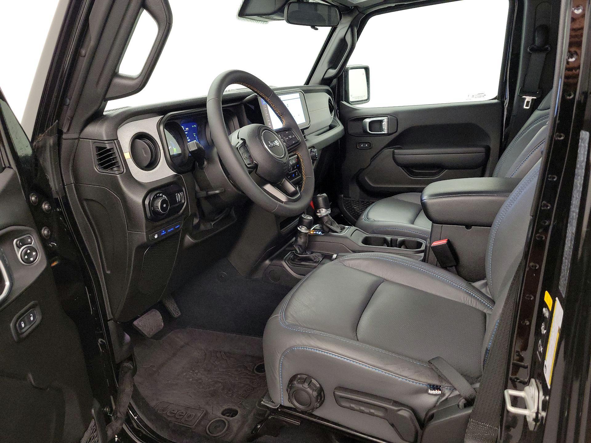 Thumbnail: 2024 Jeep Wrangler - 11