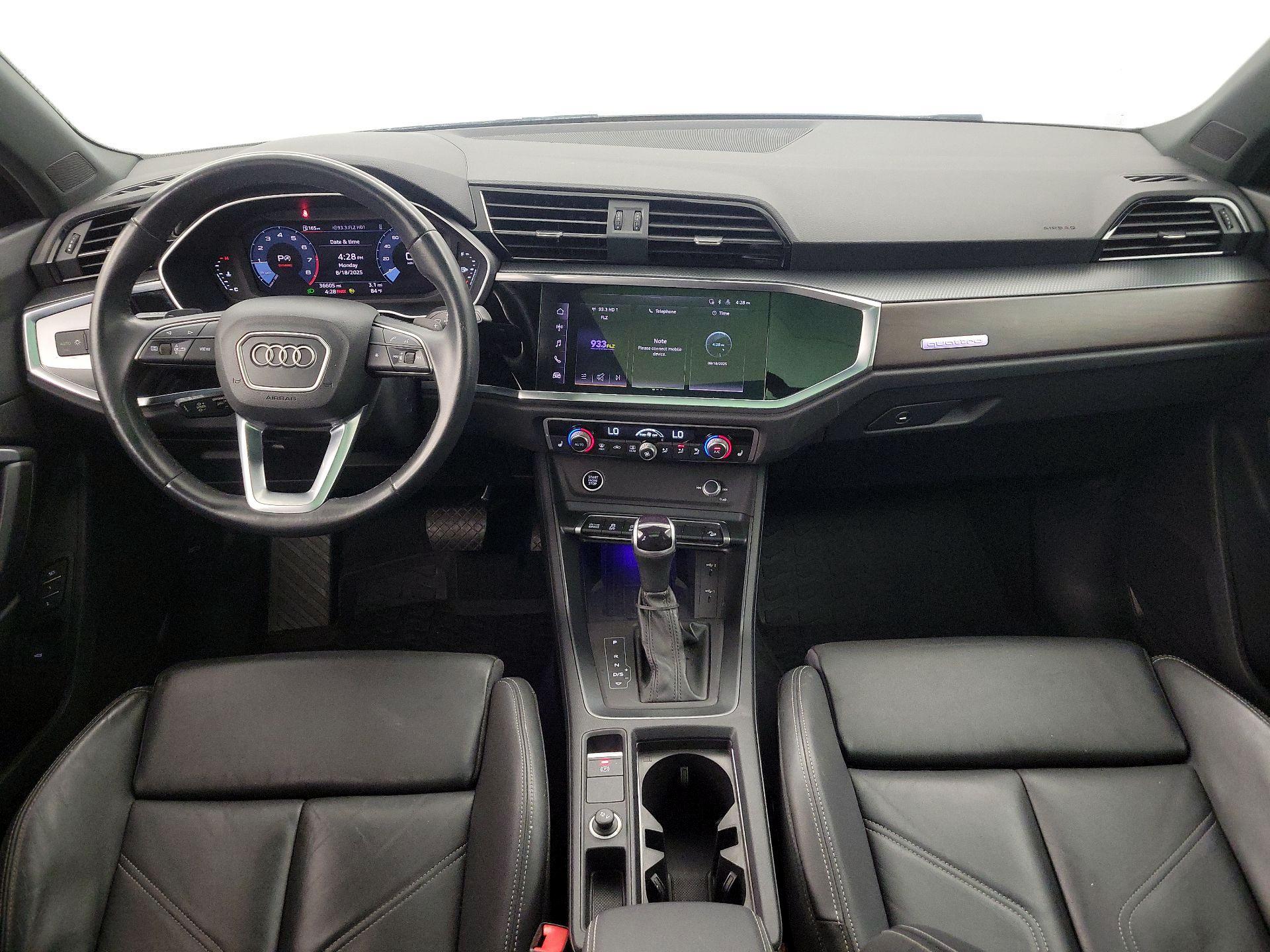 Thumbnail: 2023 Audi Q3 - 9