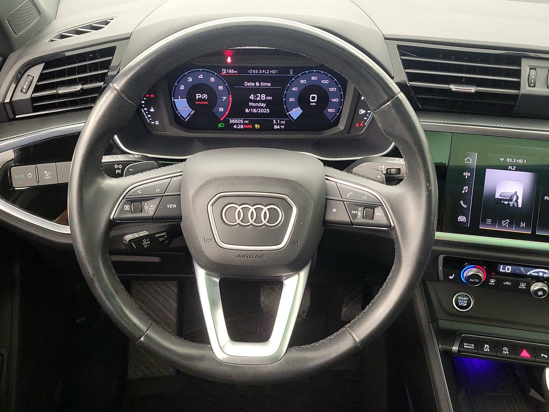 Thumbnail: 2023 Audi Q3 - 10