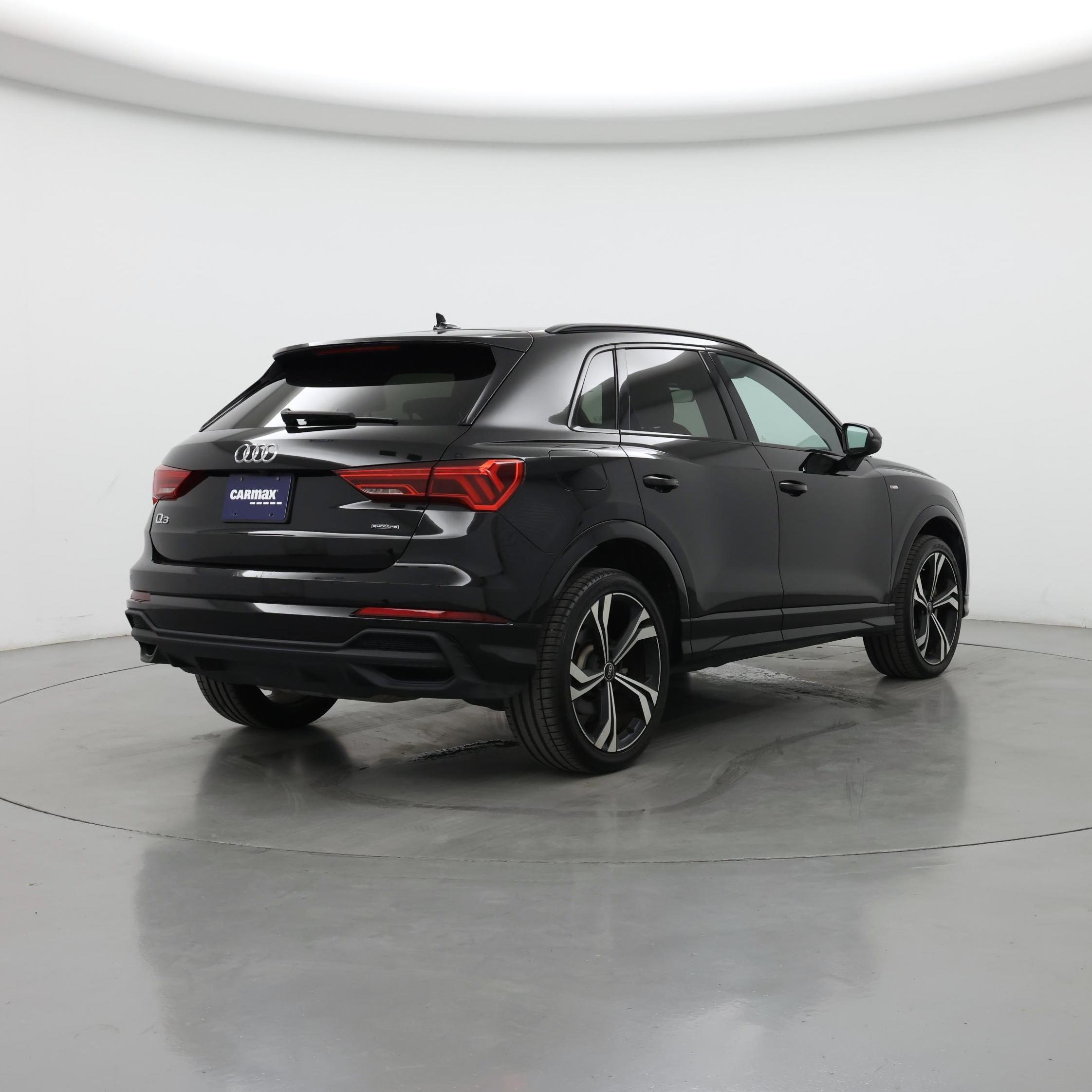Thumbnail: 2023 Audi Q3 - 8