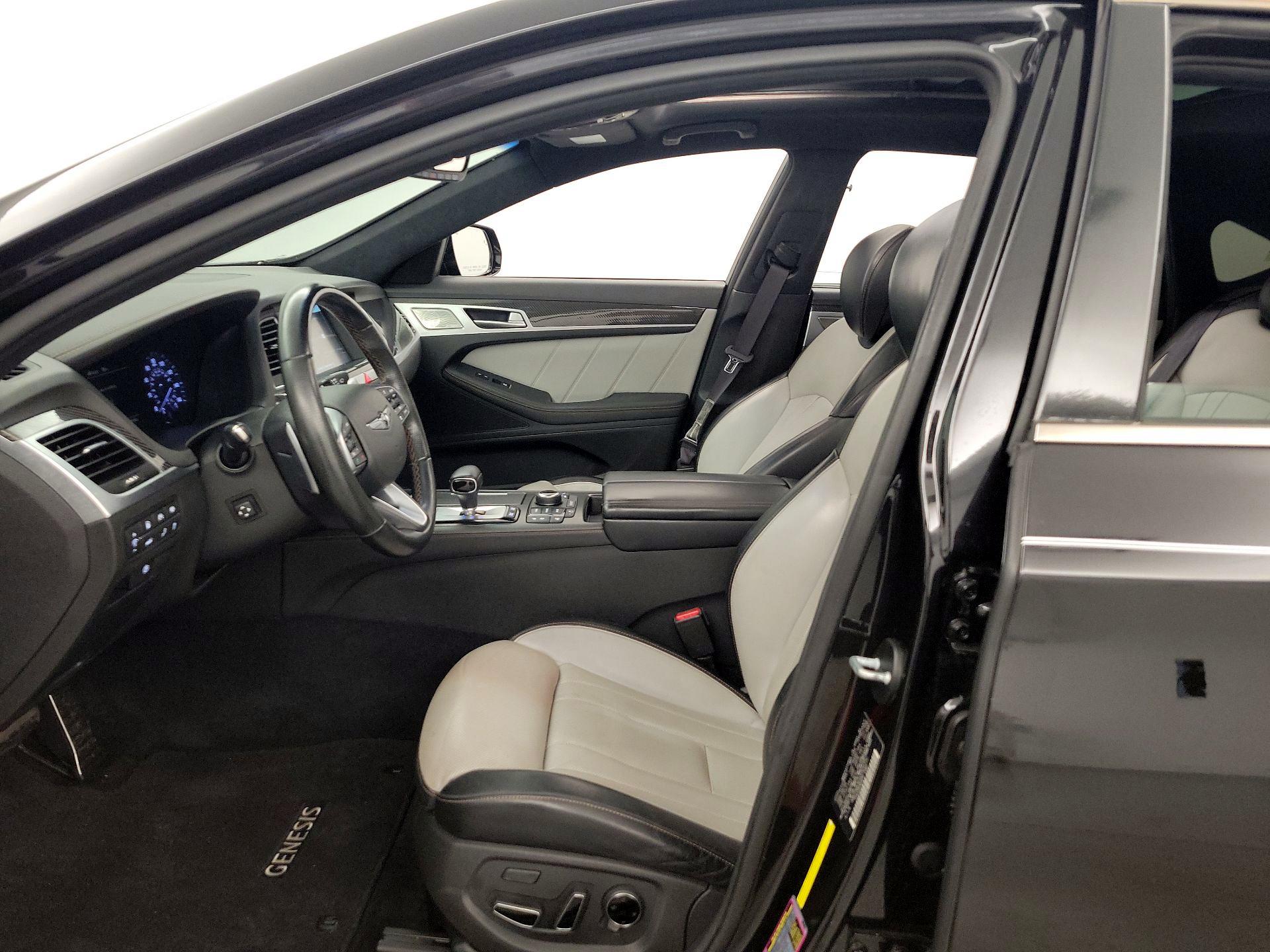 Thumbnail: 2019 Genesis G80 - 11