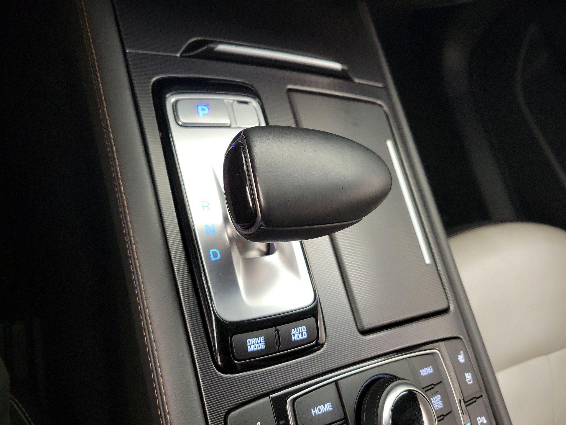 Thumbnail: 2019 Genesis G80 - 18