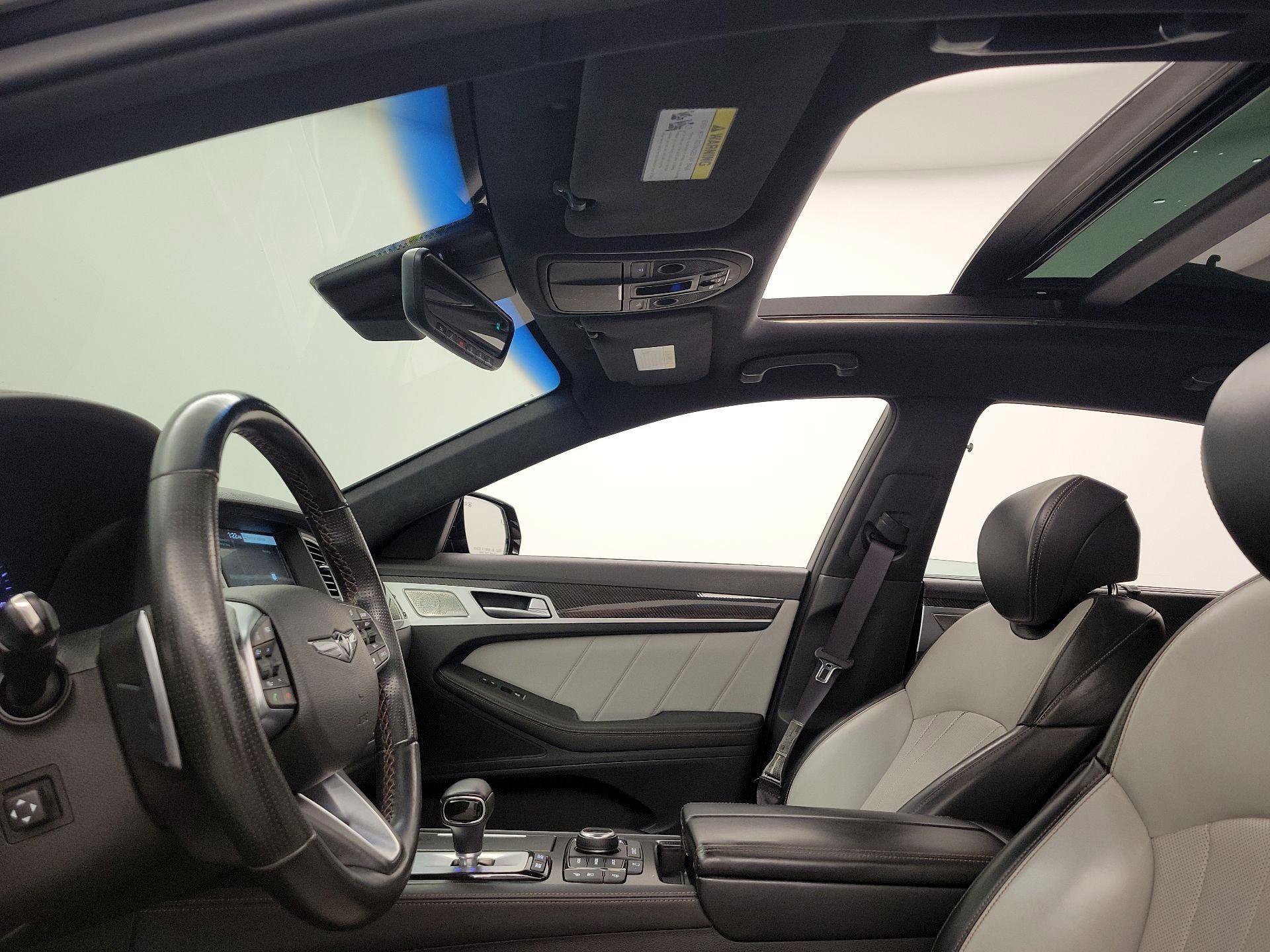Thumbnail: 2019 Genesis G80 - 20