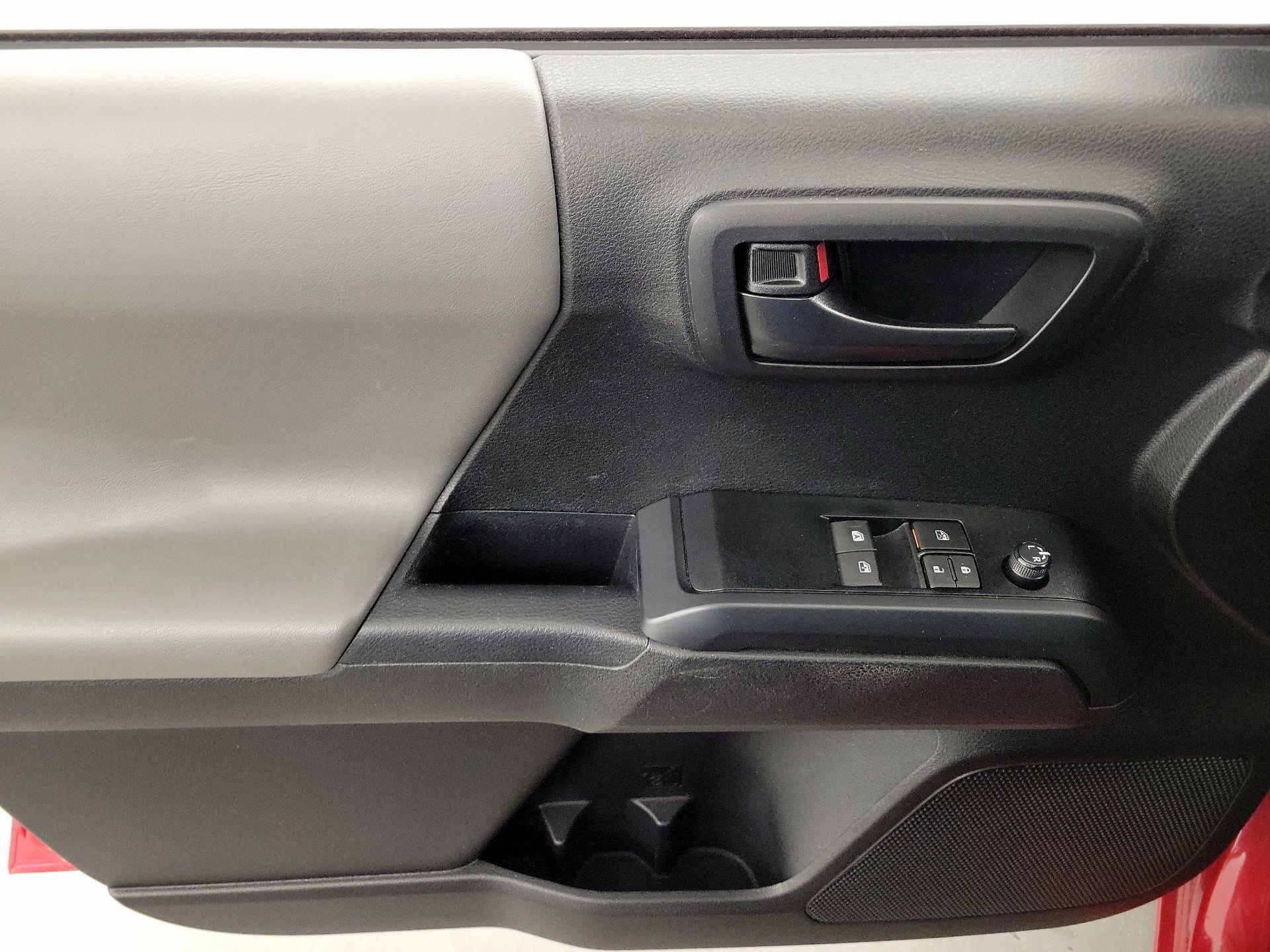 Thumbnail: 2023 Toyota Tacoma - 12
