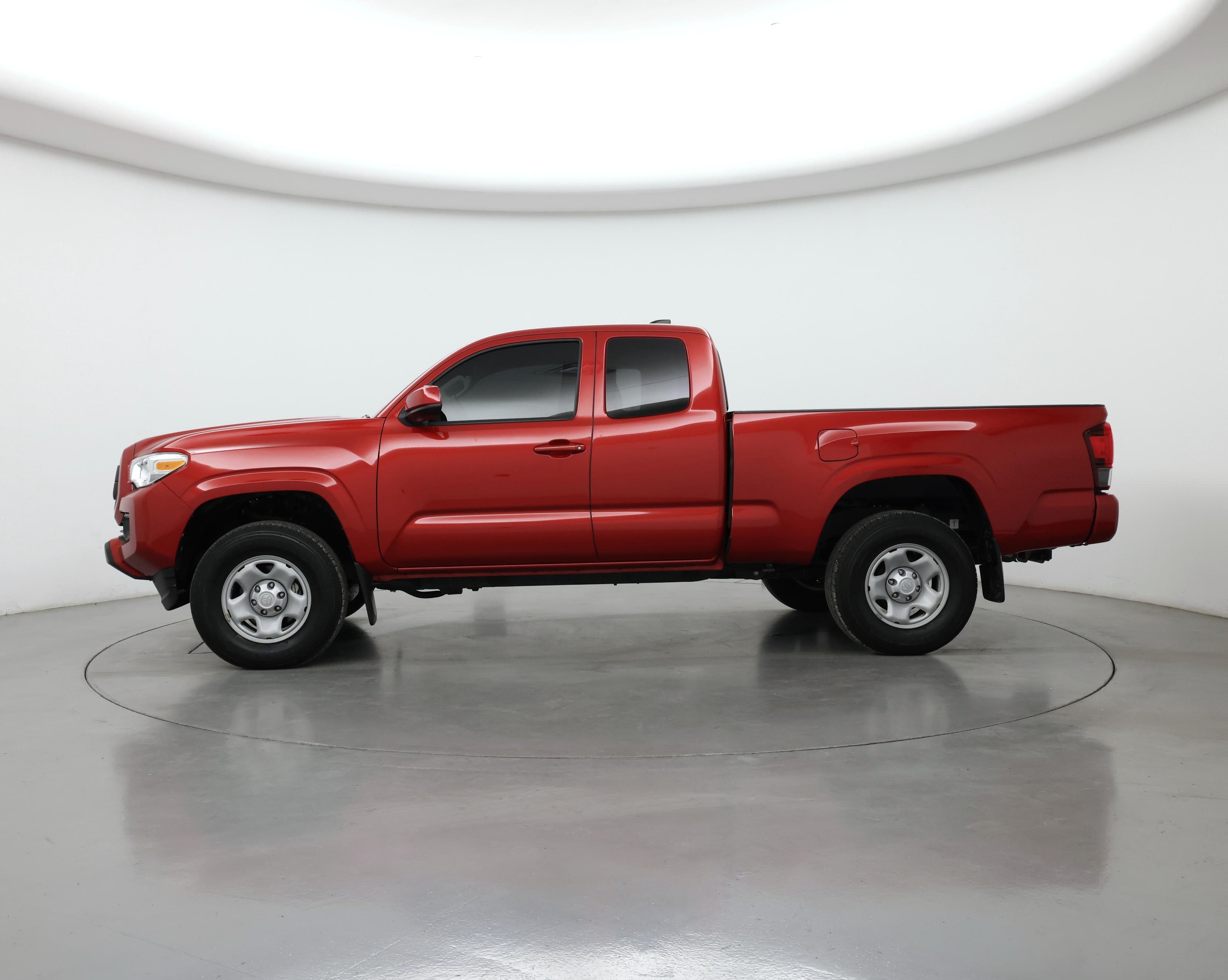 Thumbnail: 2023 Toyota Tacoma - 3
