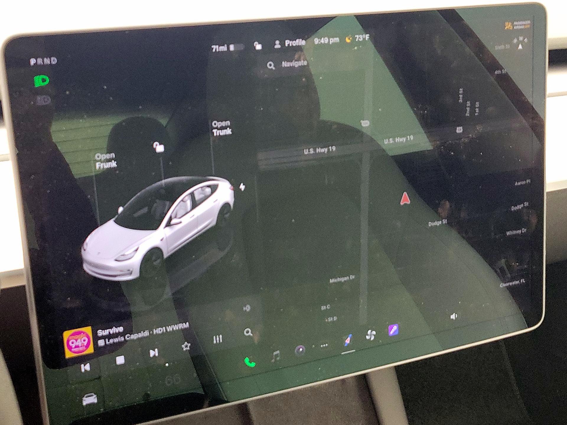 Thumbnail: 2022 Tesla Model 3 - 14