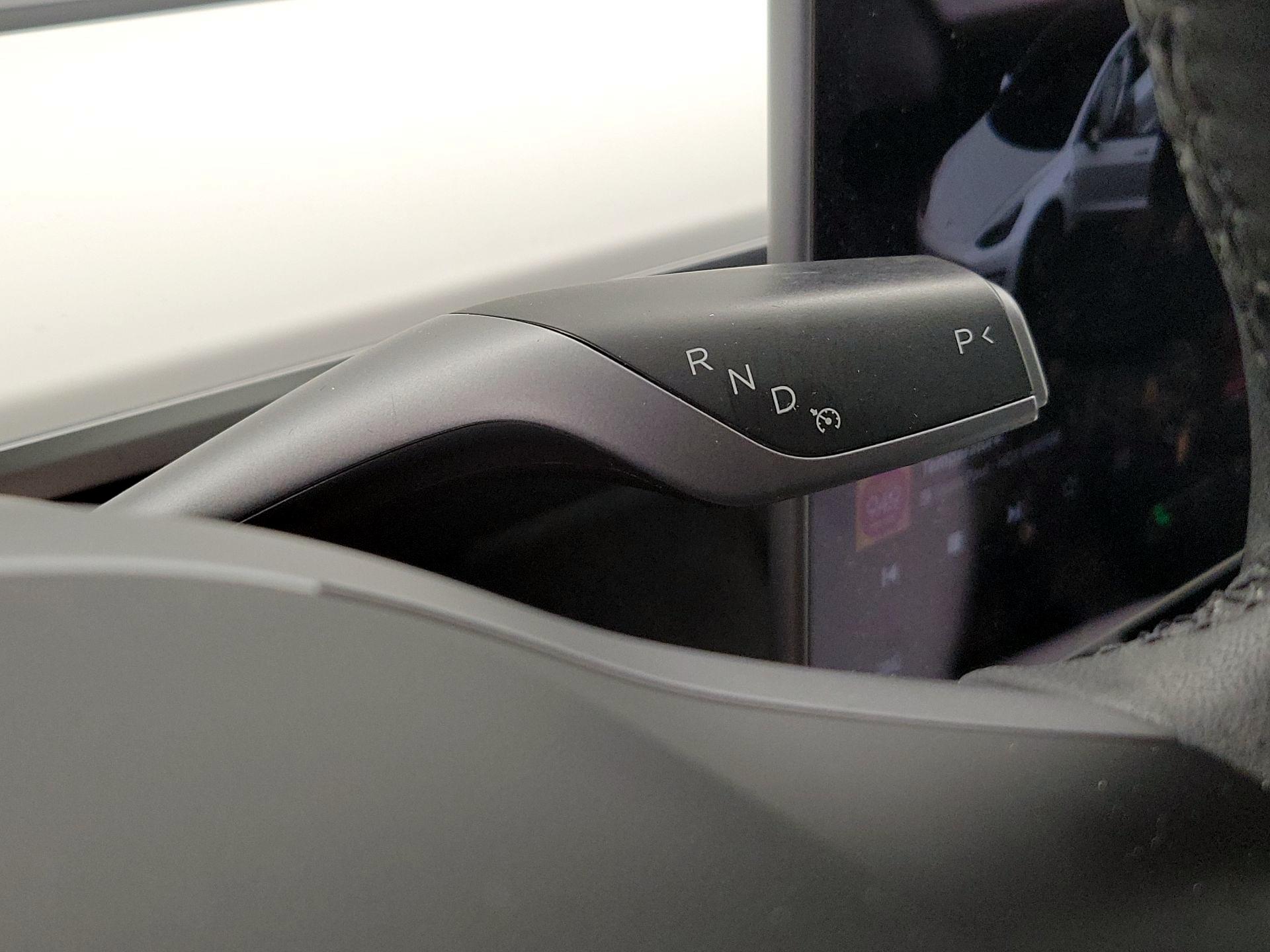 Thumbnail: 2022 Tesla Model 3 - 18
