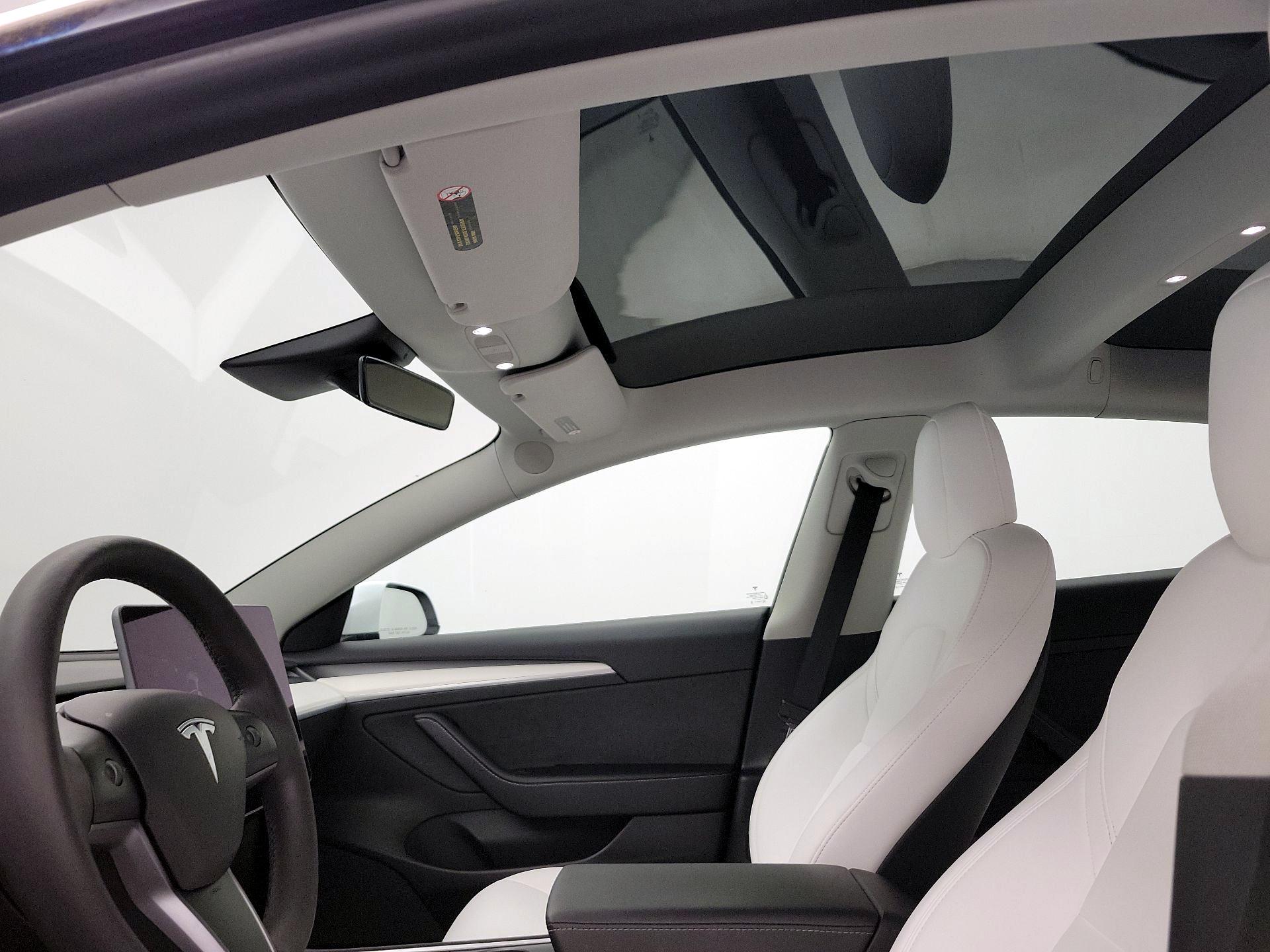 Thumbnail: 2022 Tesla Model 3 - 19