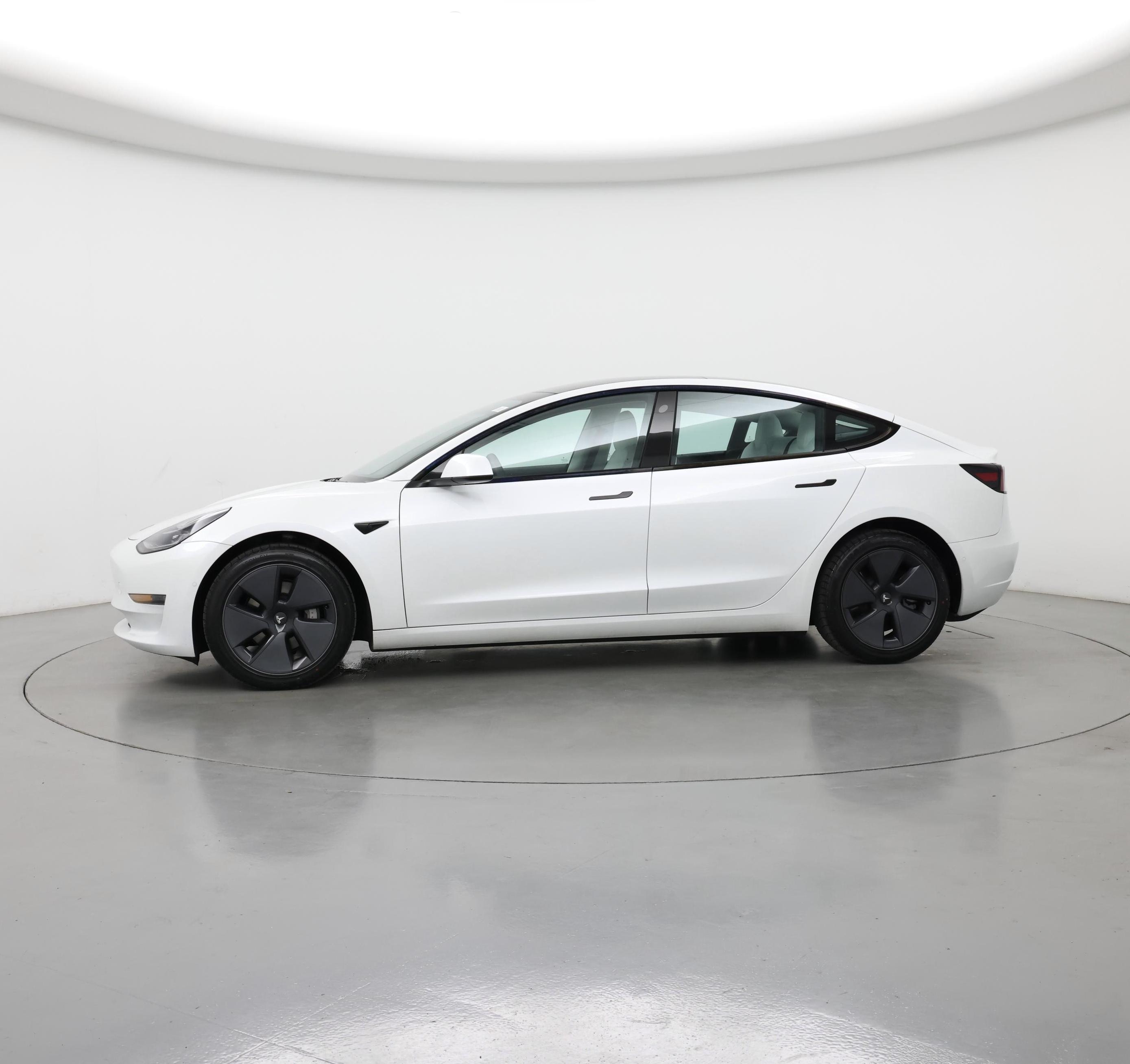 Thumbnail: 2022 Tesla Model 3 - 3