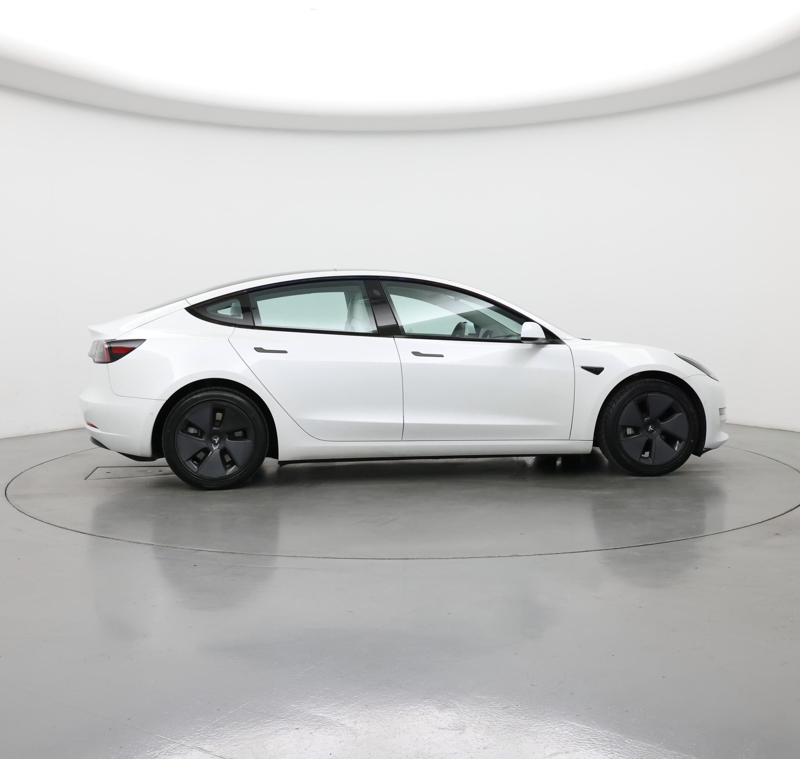 Thumbnail: 2022 Tesla Model 3 - 7