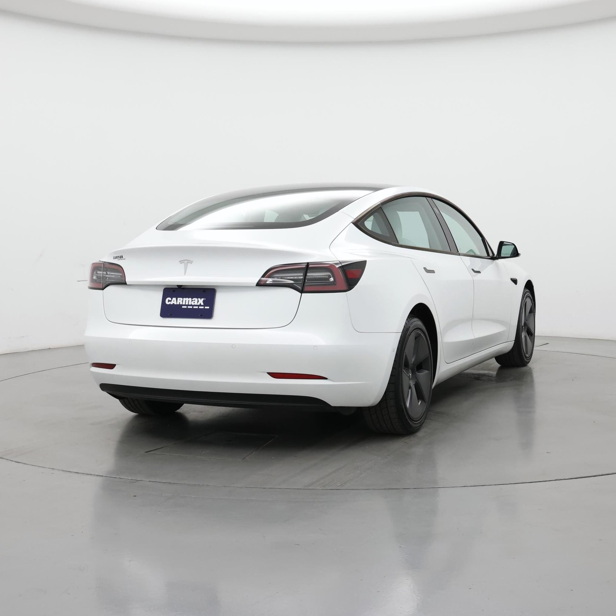 Thumbnail: 2022 Tesla Model 3 - 8