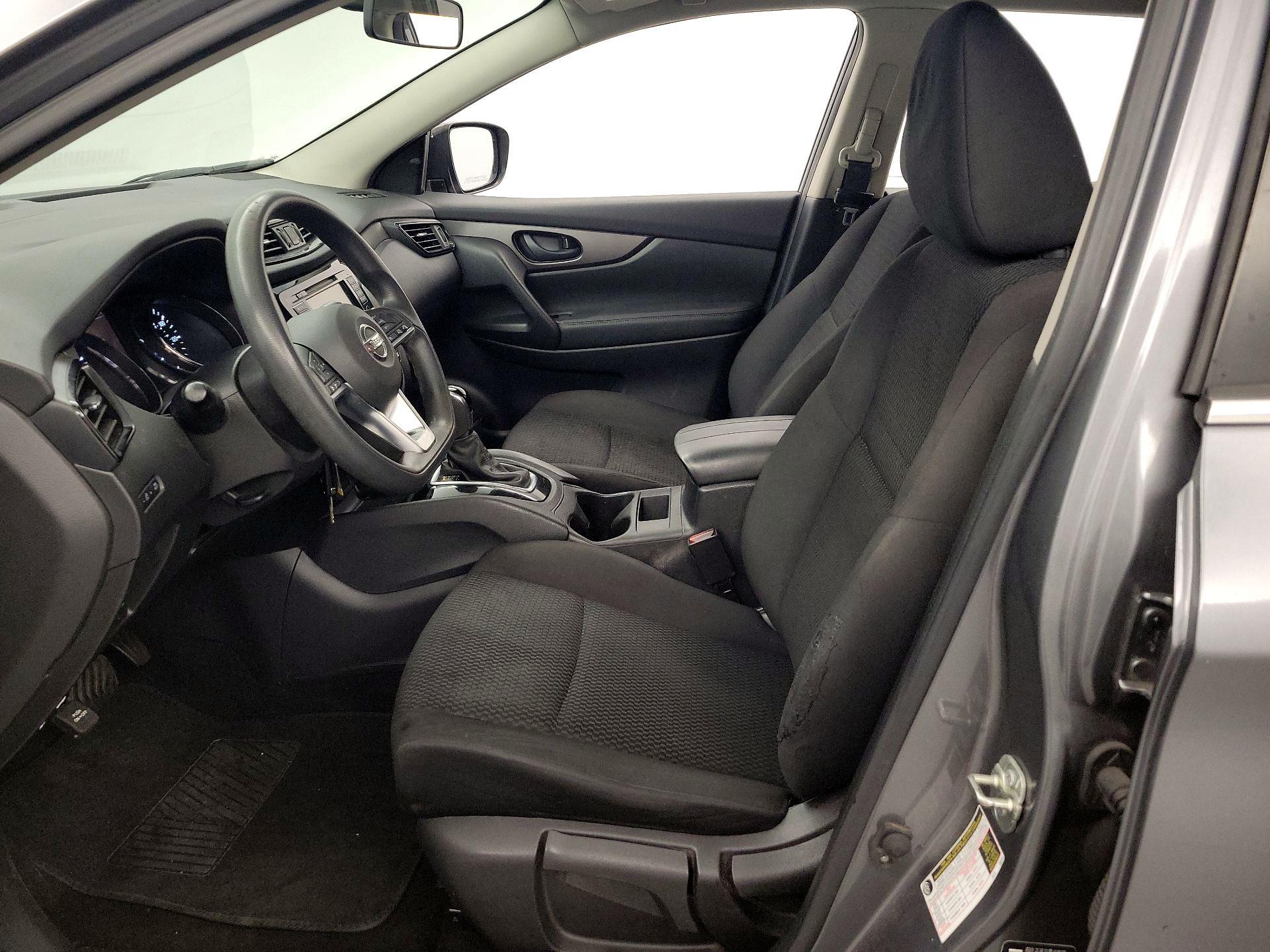 Thumbnail: 2019 Nissan Rogue Sport - 11