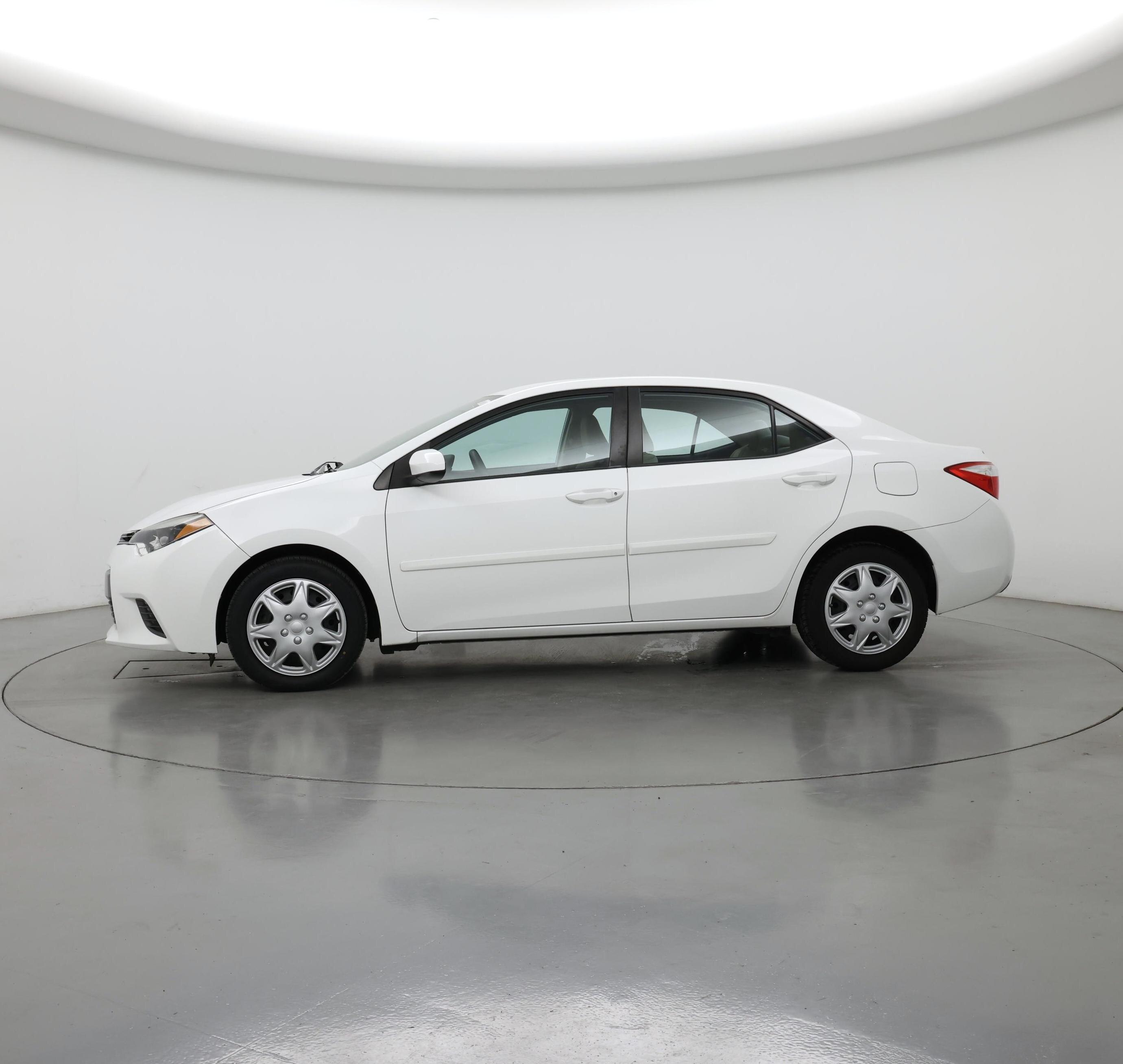 Thumbnail: 2016 Toyota Corolla - 3