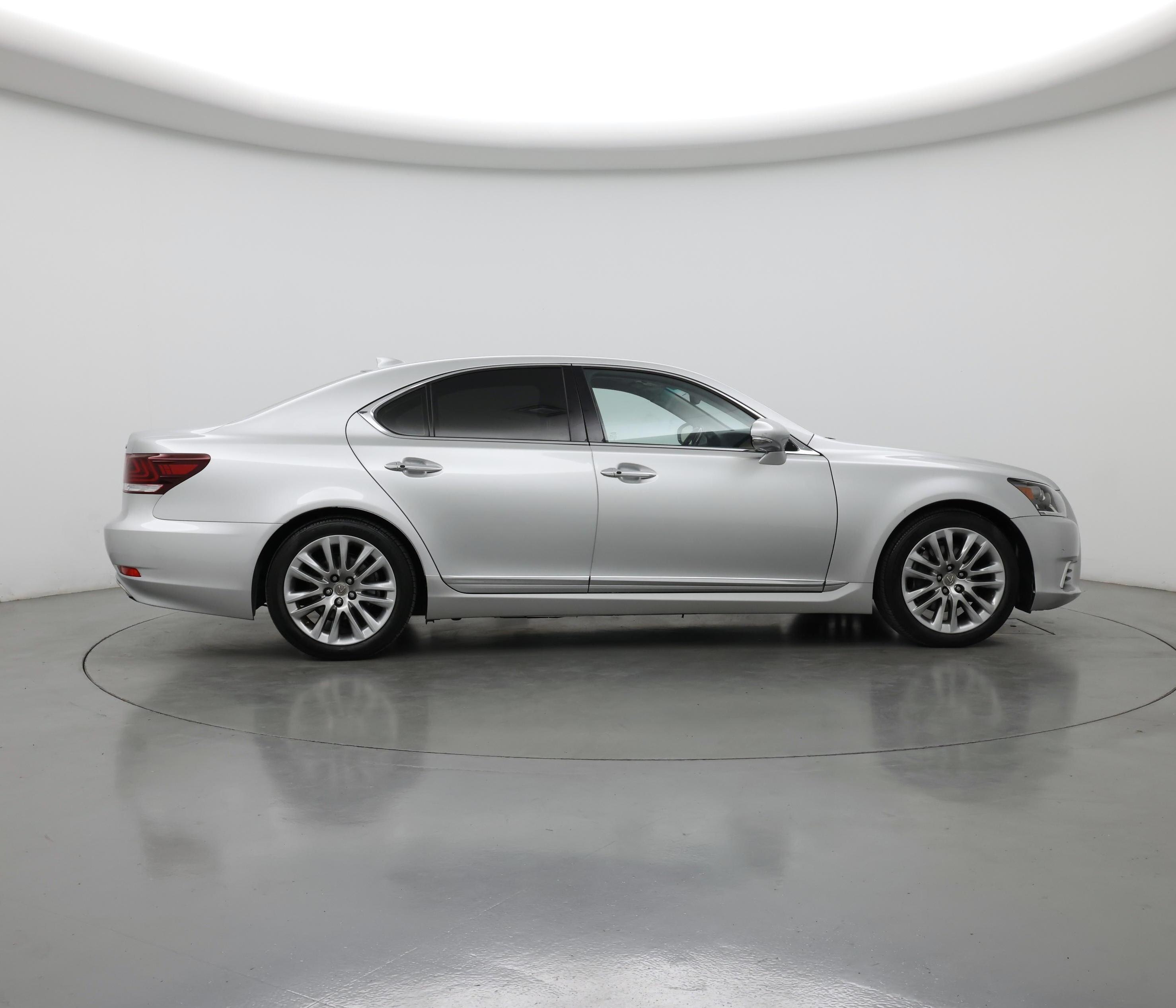 Thumbnail: 2014 Lexus LS - 7
