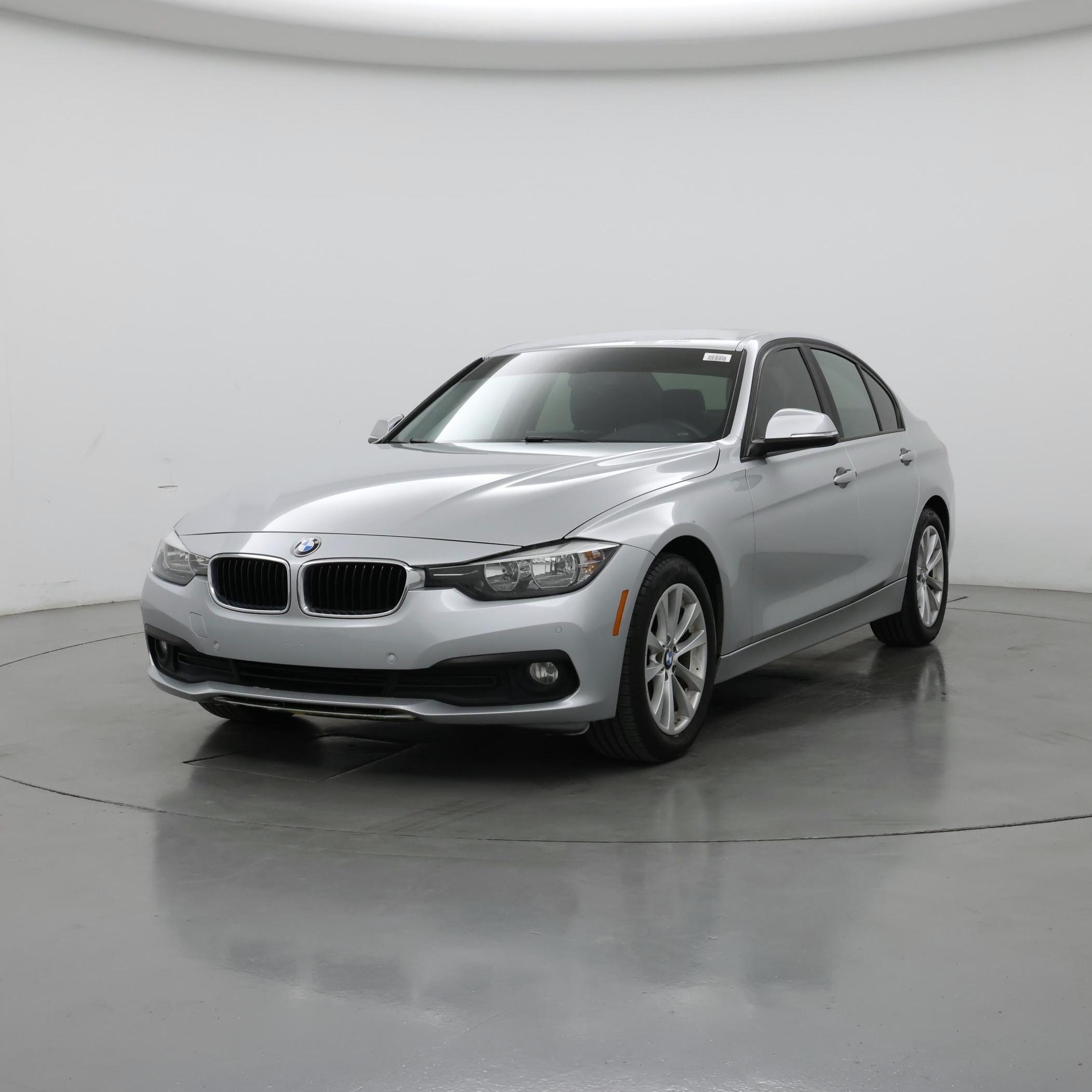 Thumbnail: 2017 BMW 3 Series - 4