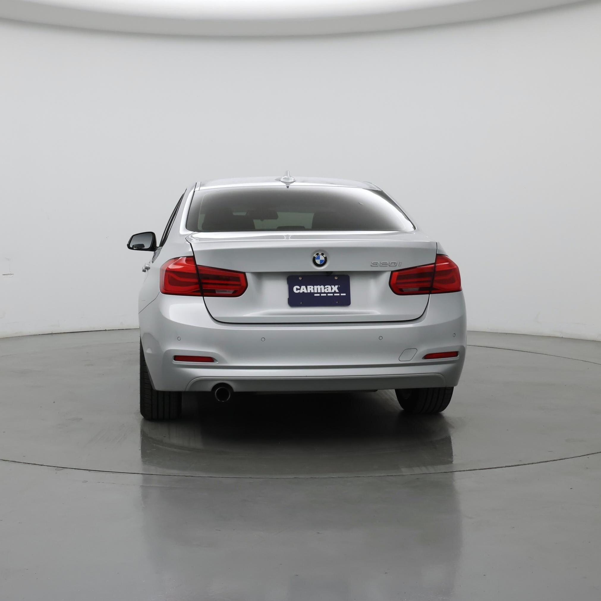 Thumbnail: 2017 BMW 3 Series - 6