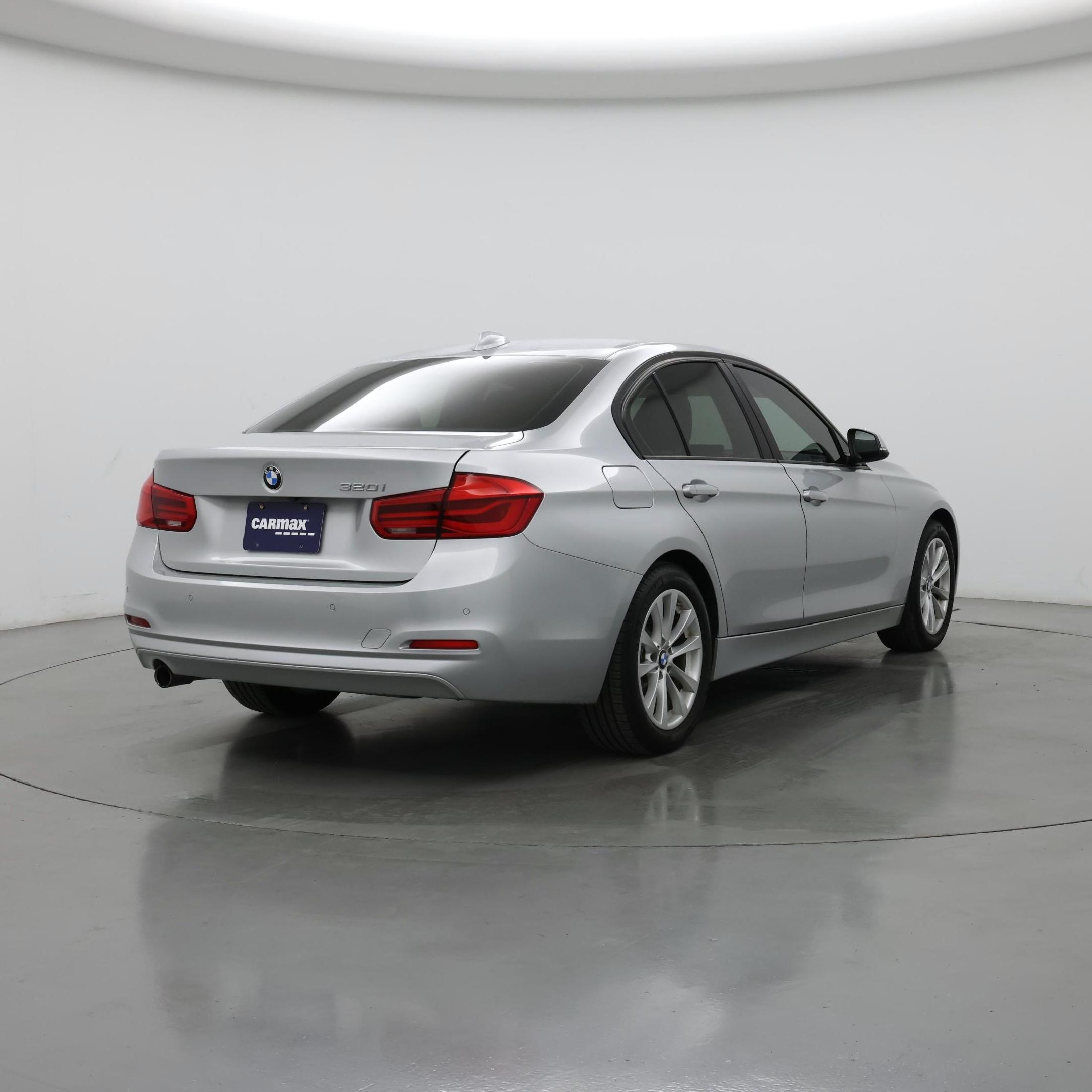 Thumbnail: 2017 BMW 3 Series - 8