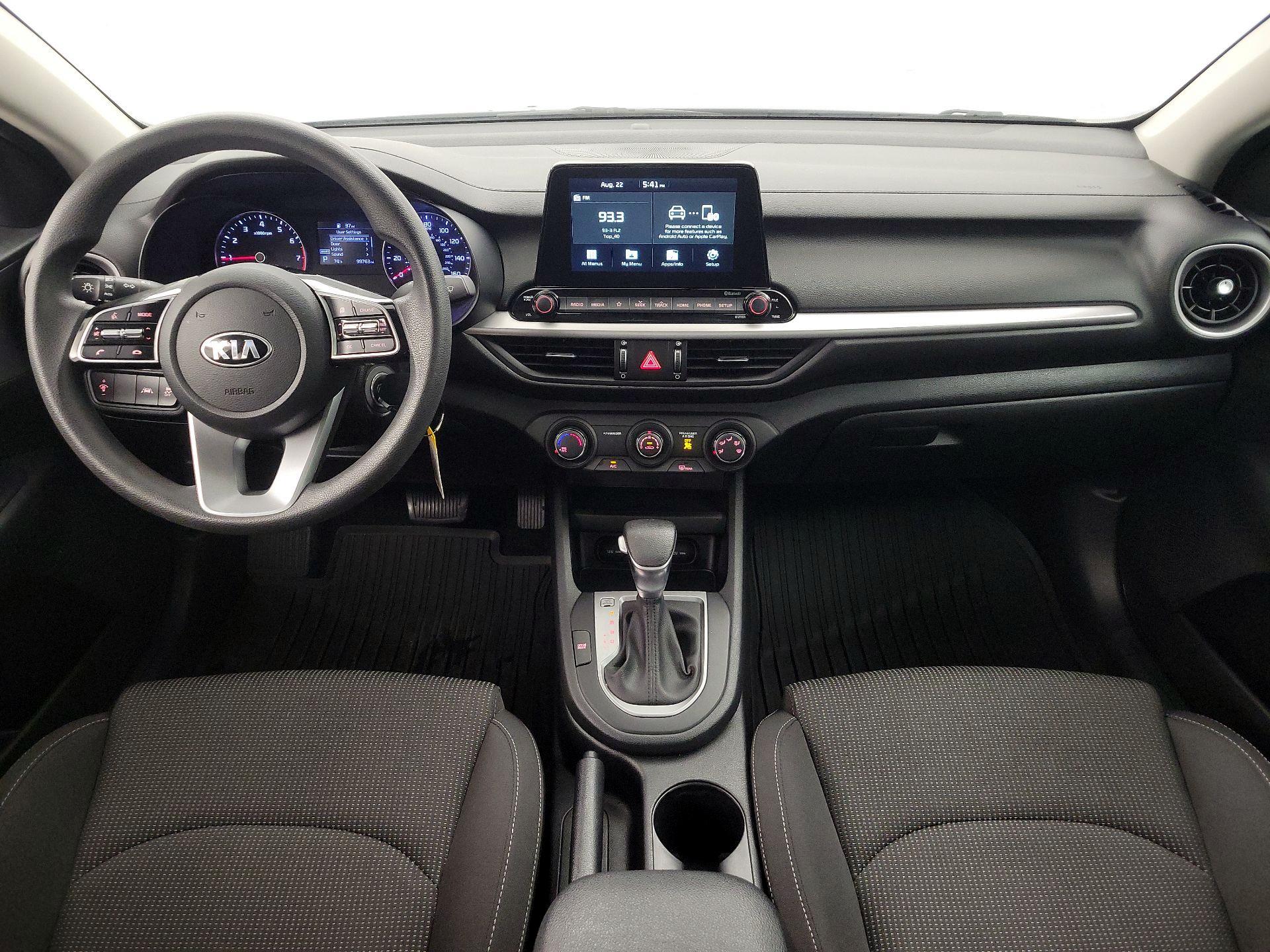 Thumbnail: 2020 Kia Forte - 9