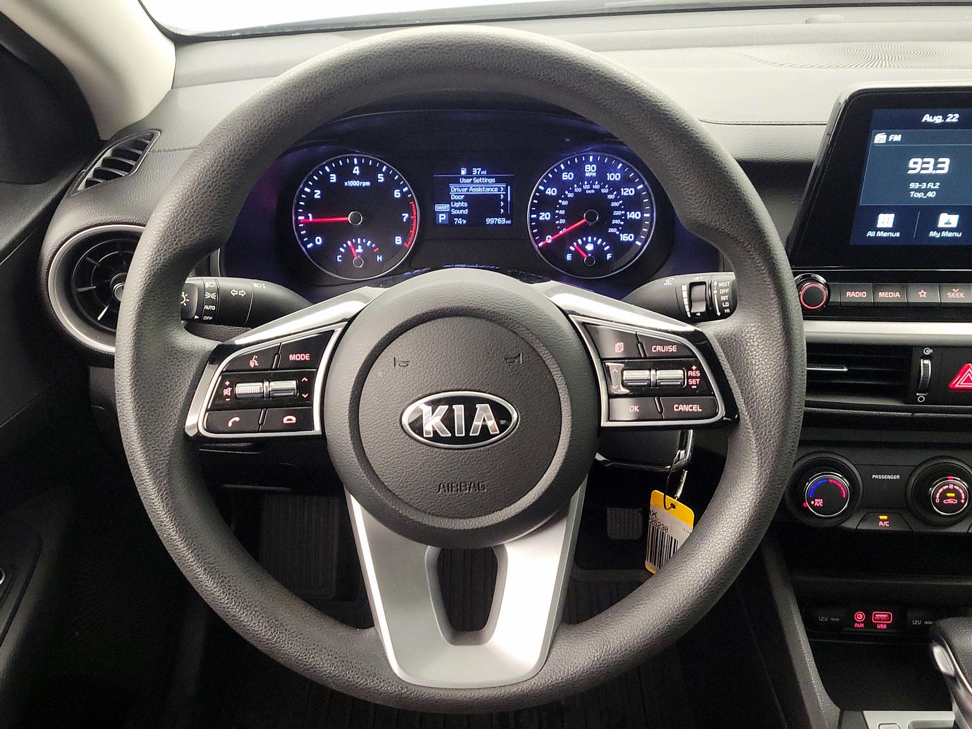 Thumbnail: 2020 Kia Forte - 10