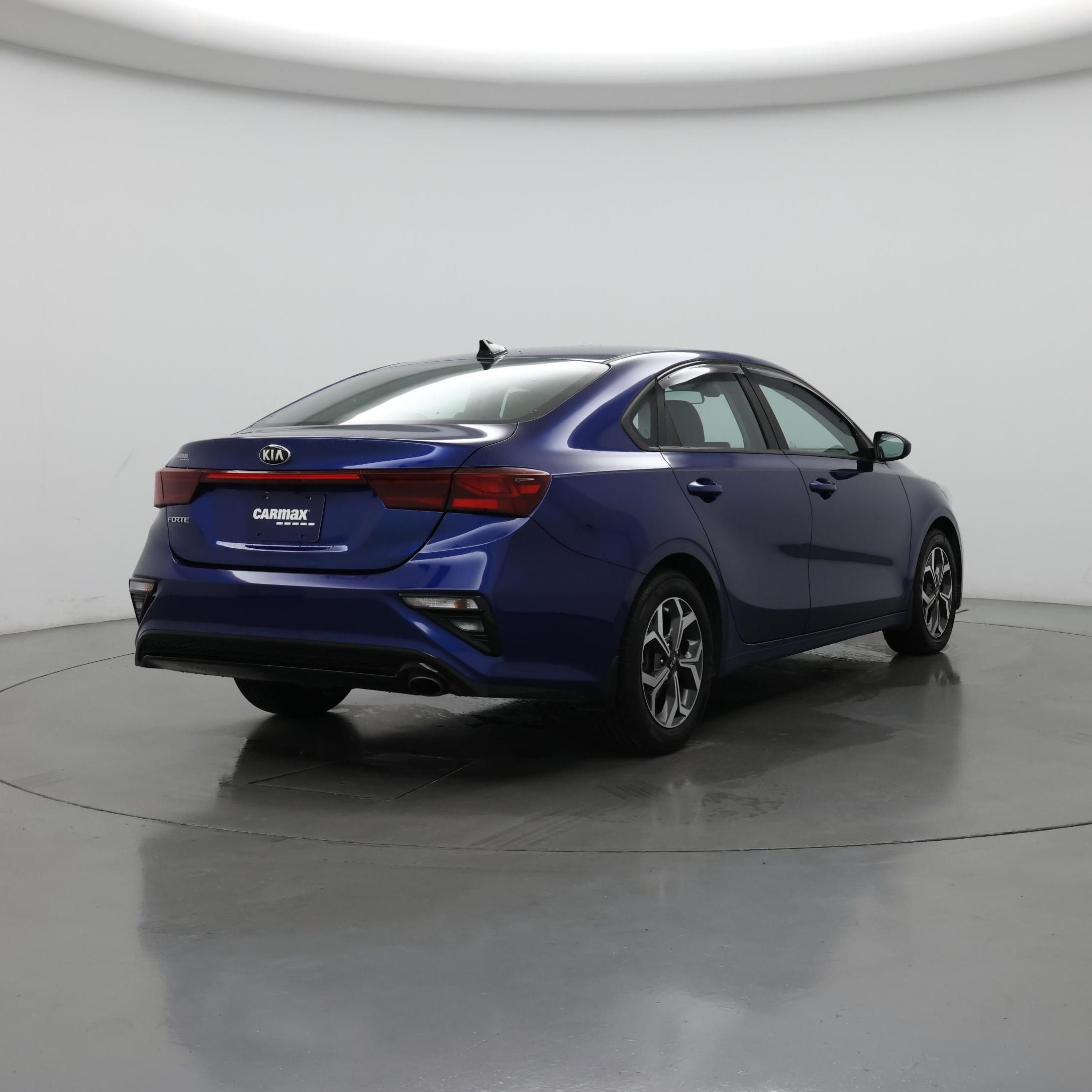 Thumbnail: 2020 Kia Forte - 8