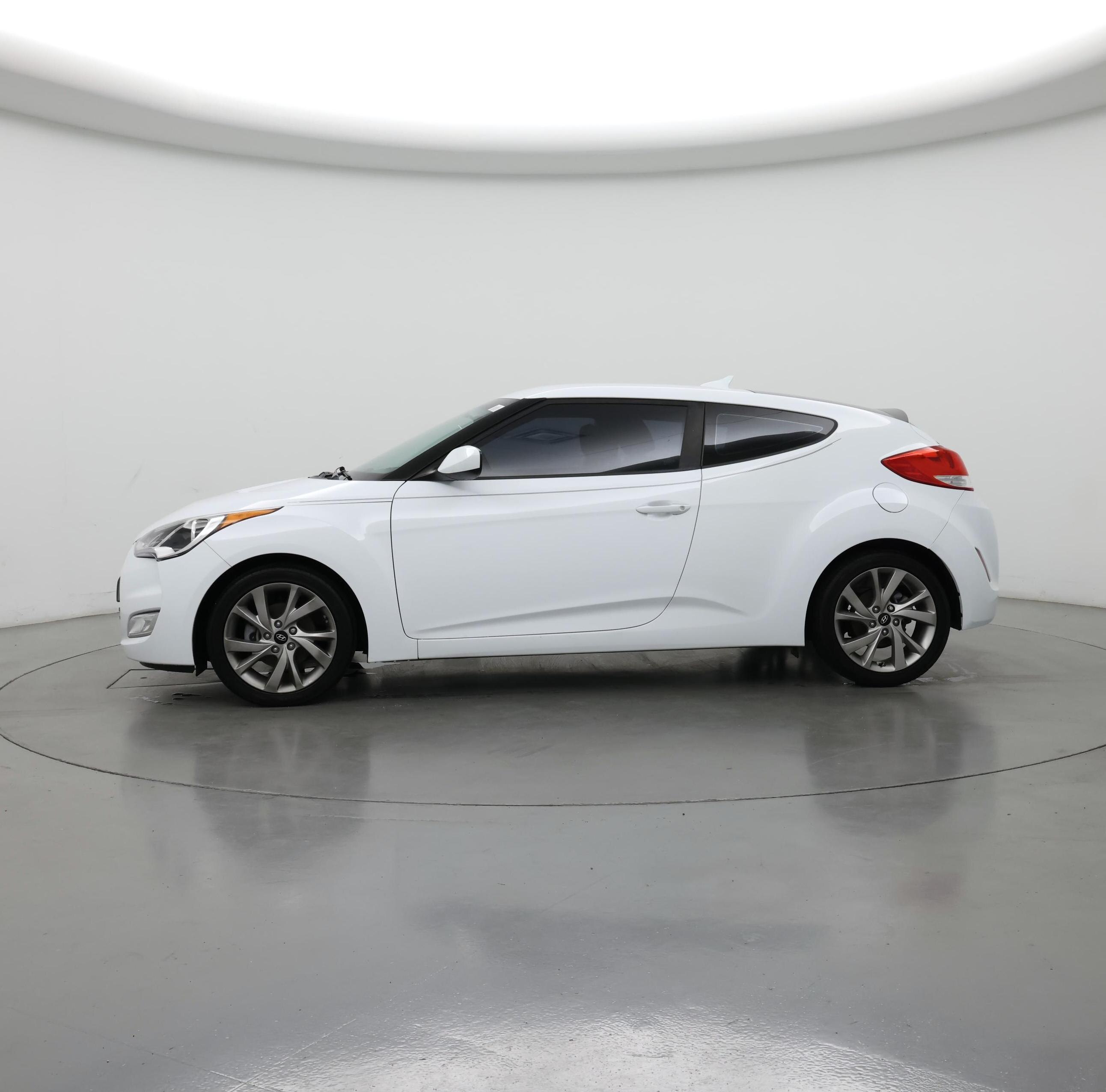 Thumbnail: 2017 Hyundai Veloster - 3