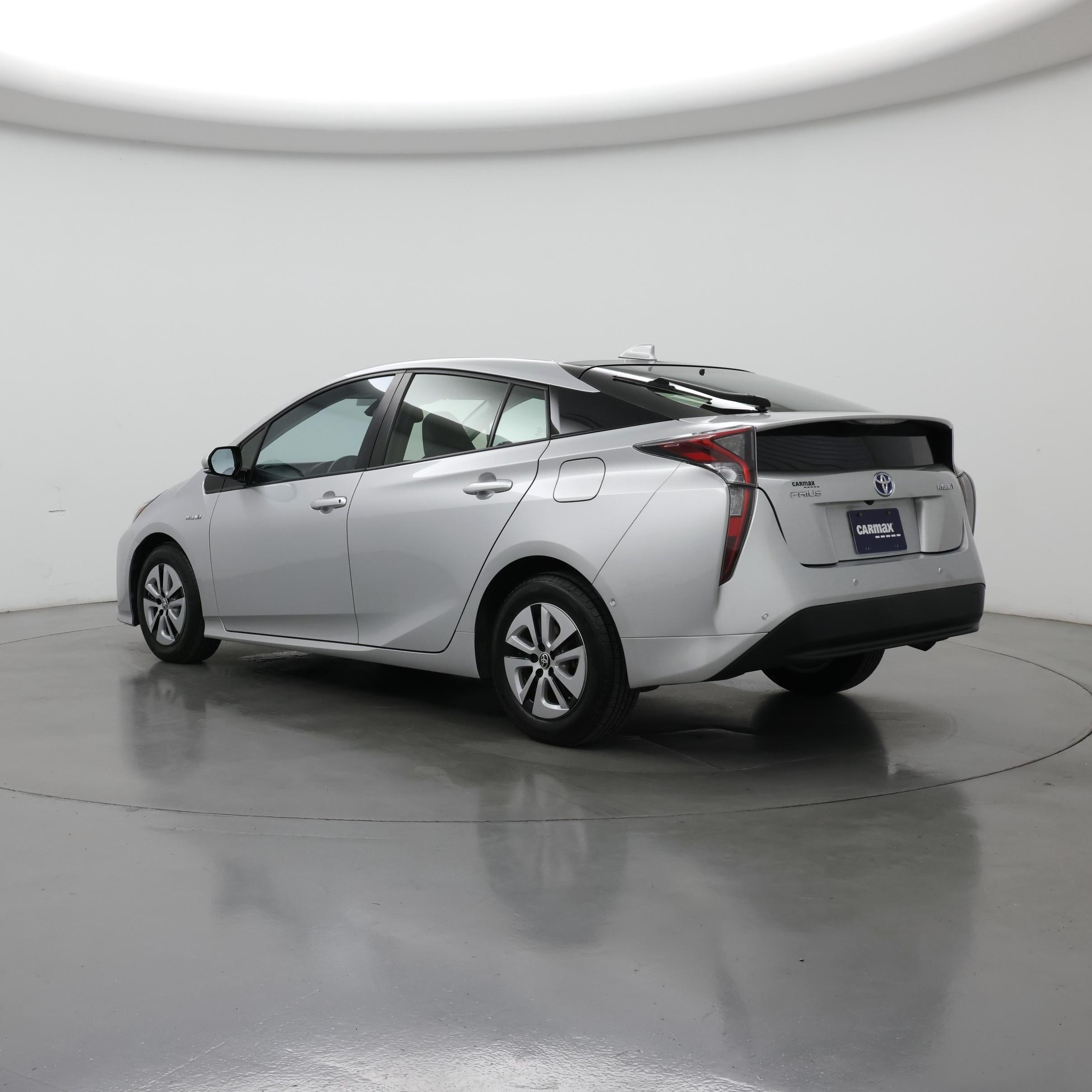 Thumbnail: 2017 Toyota Prius - 2