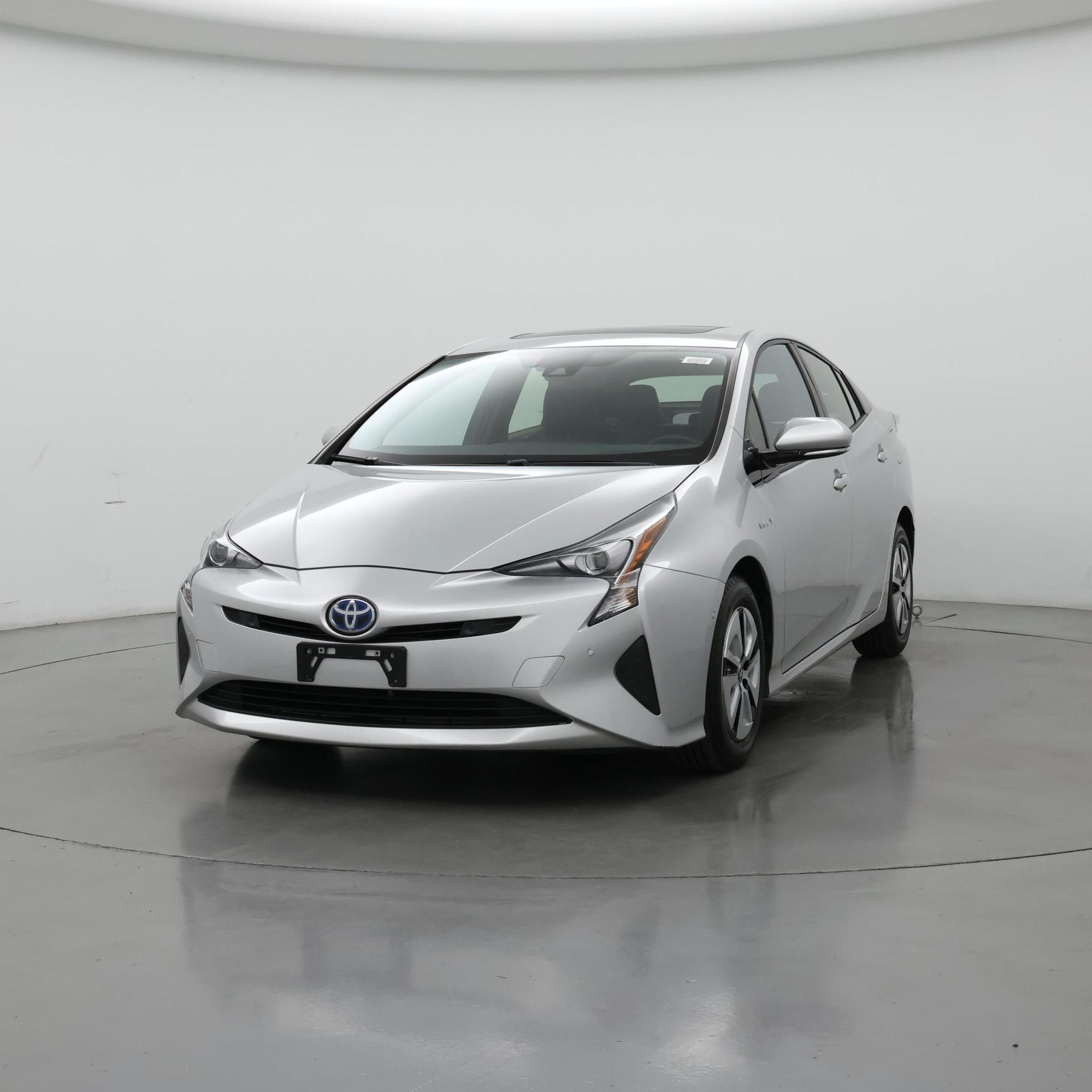 Thumbnail: 2017 Toyota Prius - 4