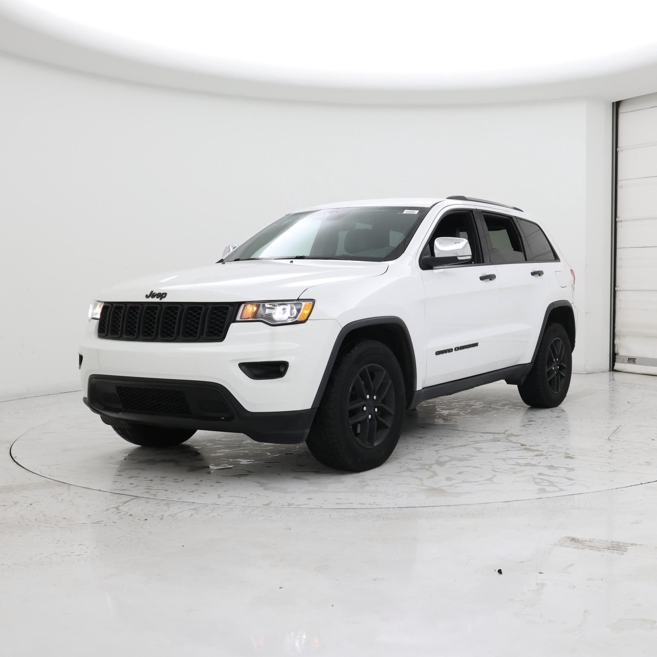 Thumbnail: 2019 Jeep Grand Cherokee - 4
