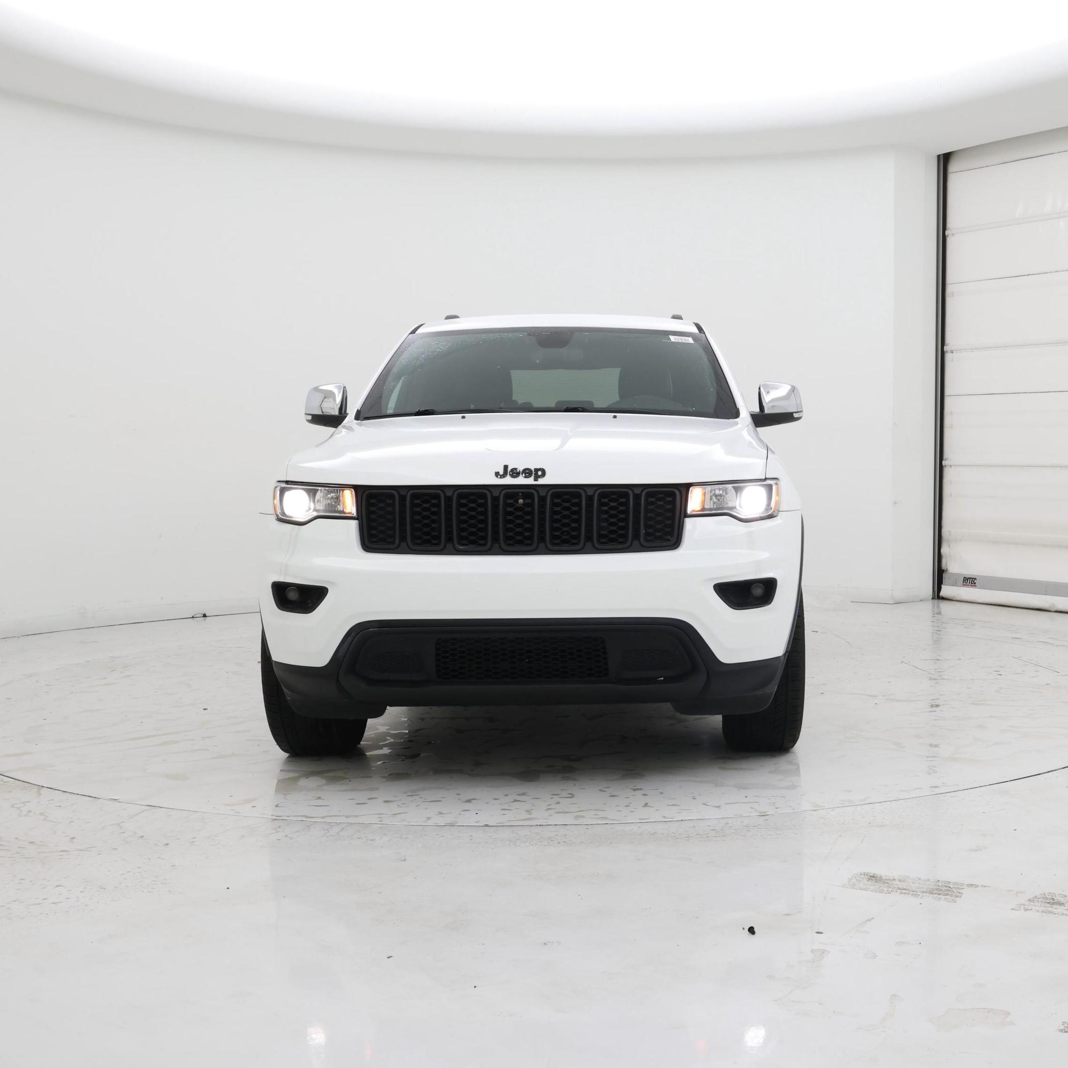 Thumbnail: 2019 Jeep Grand Cherokee - 5