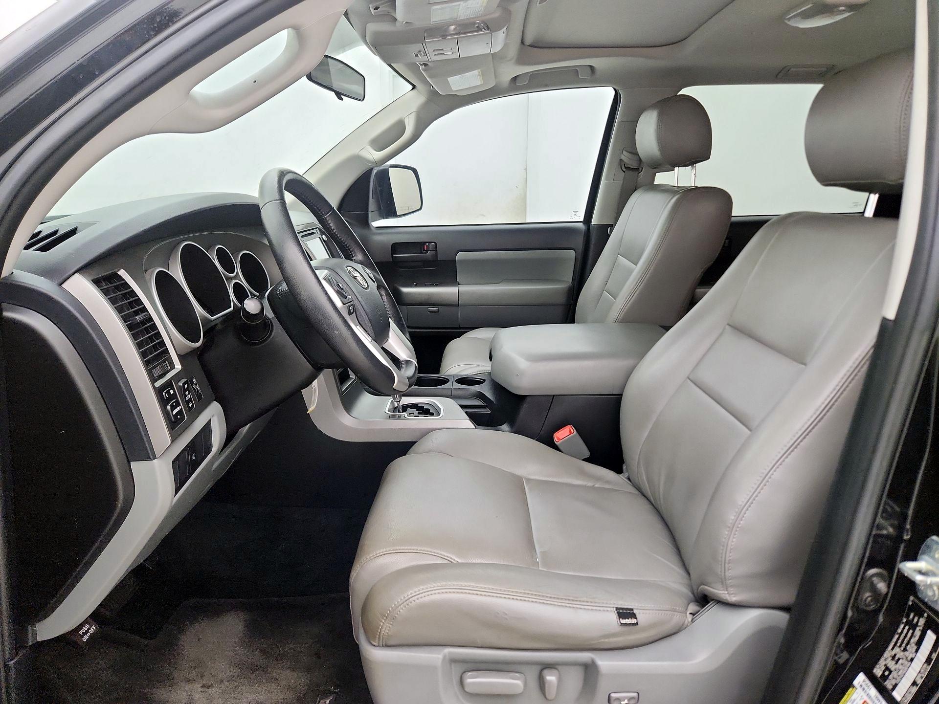 Thumbnail: 2016 Toyota Sequoia - 11