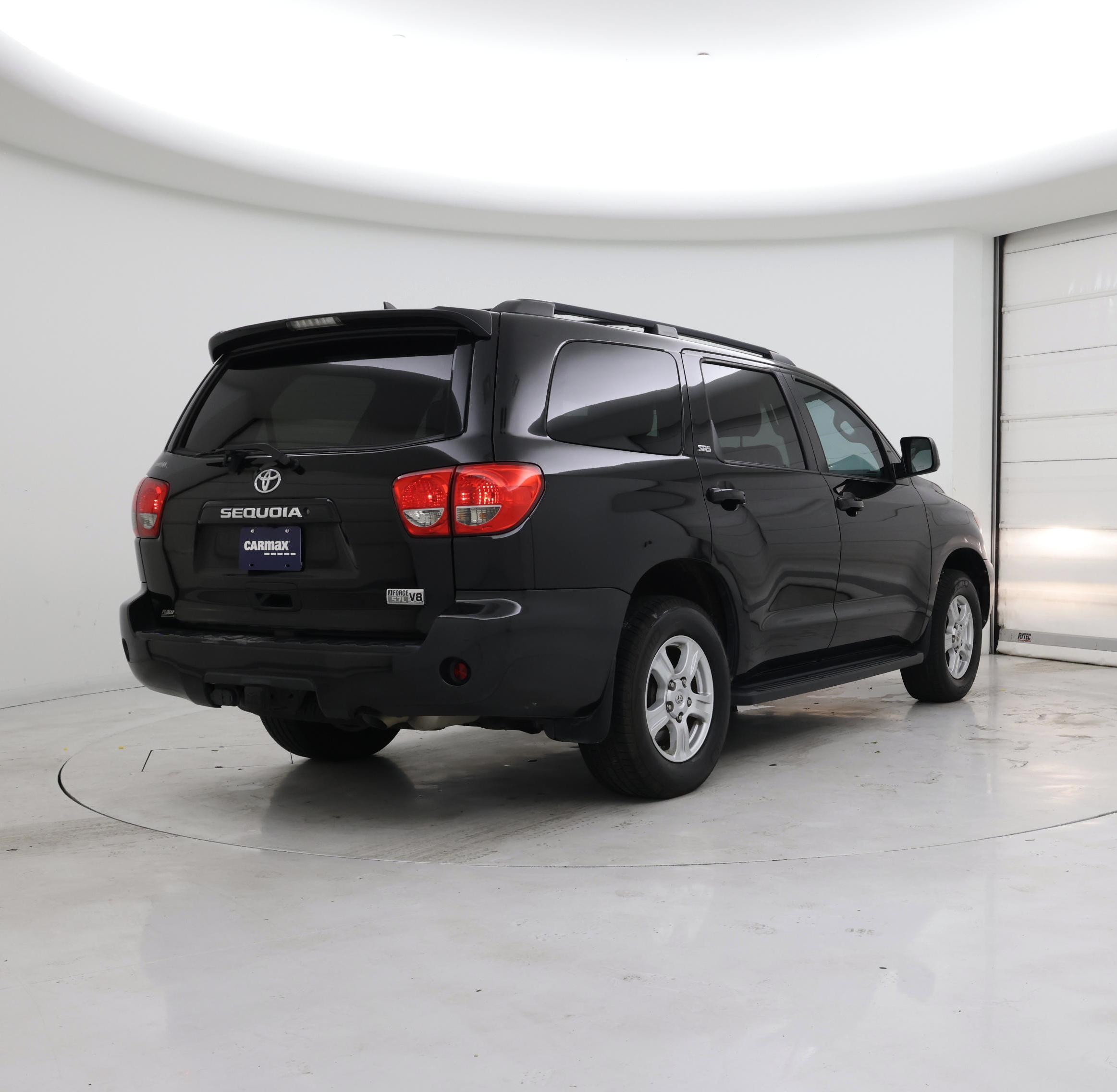 Thumbnail: 2016 Toyota Sequoia - 8