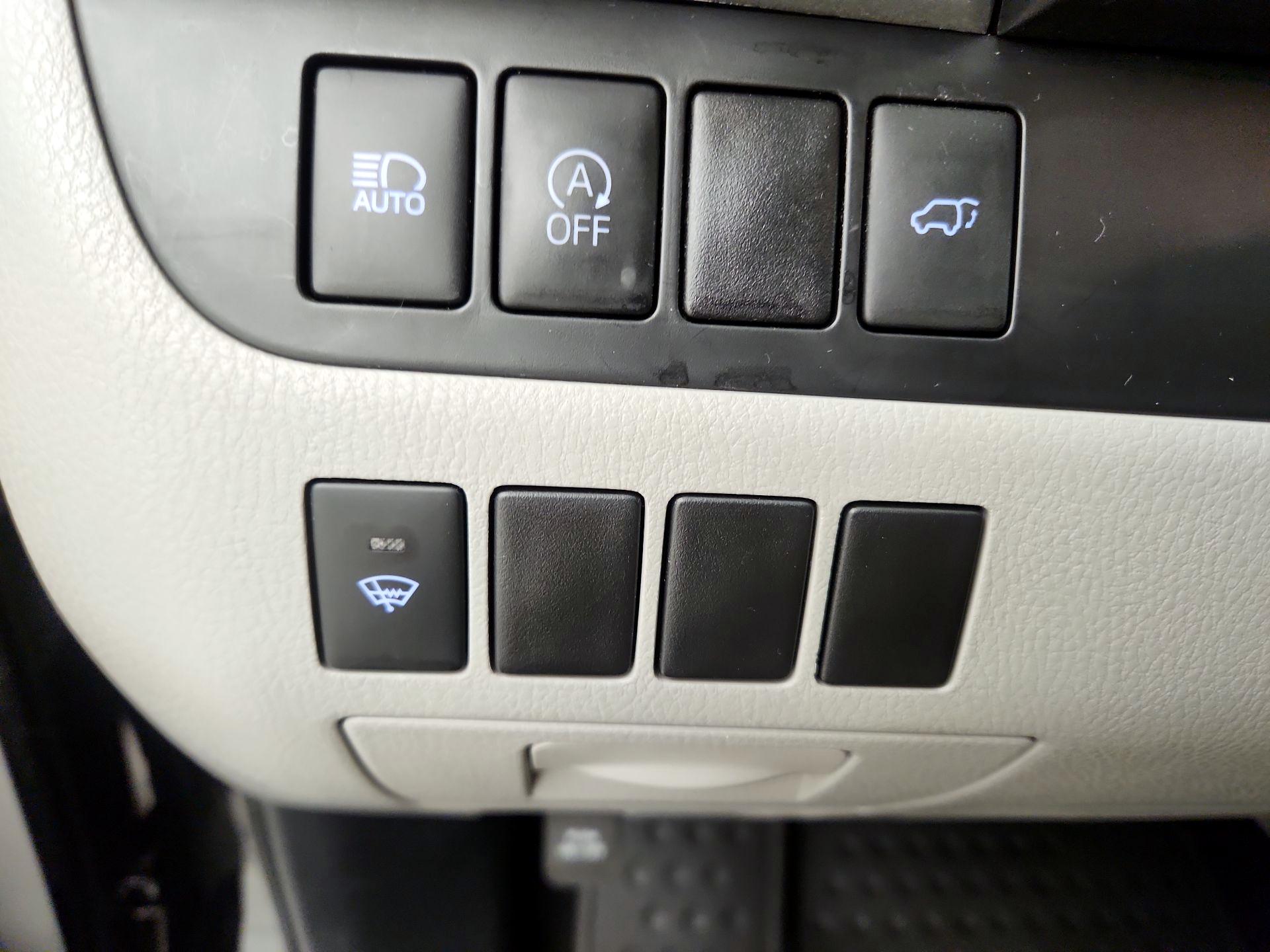 Thumbnail: 2017 Toyota Highlander - 13