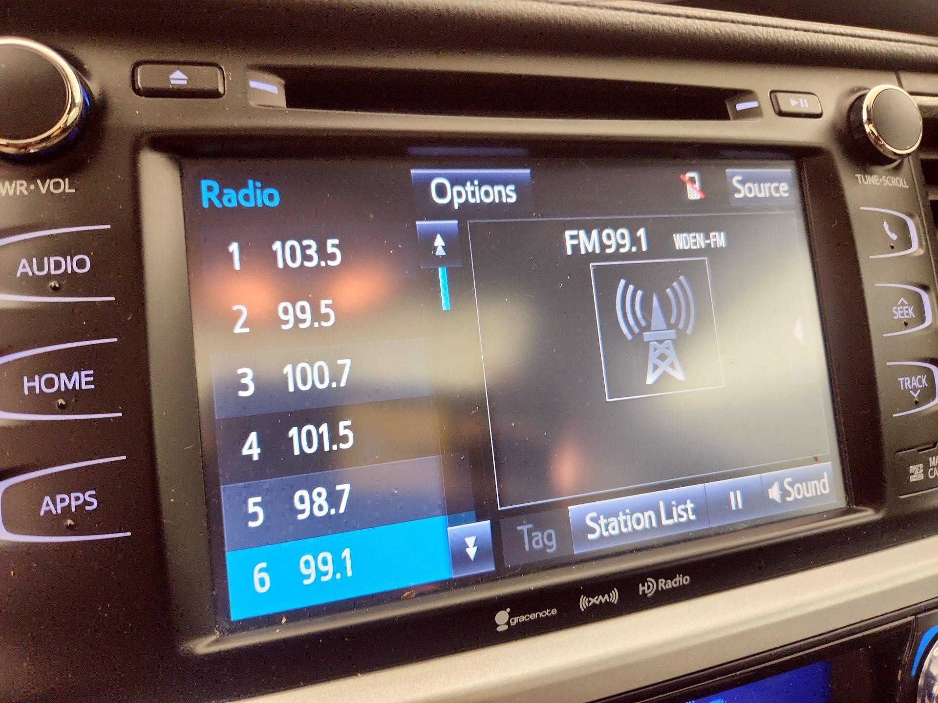 Thumbnail: 2017 Toyota Highlander - 16