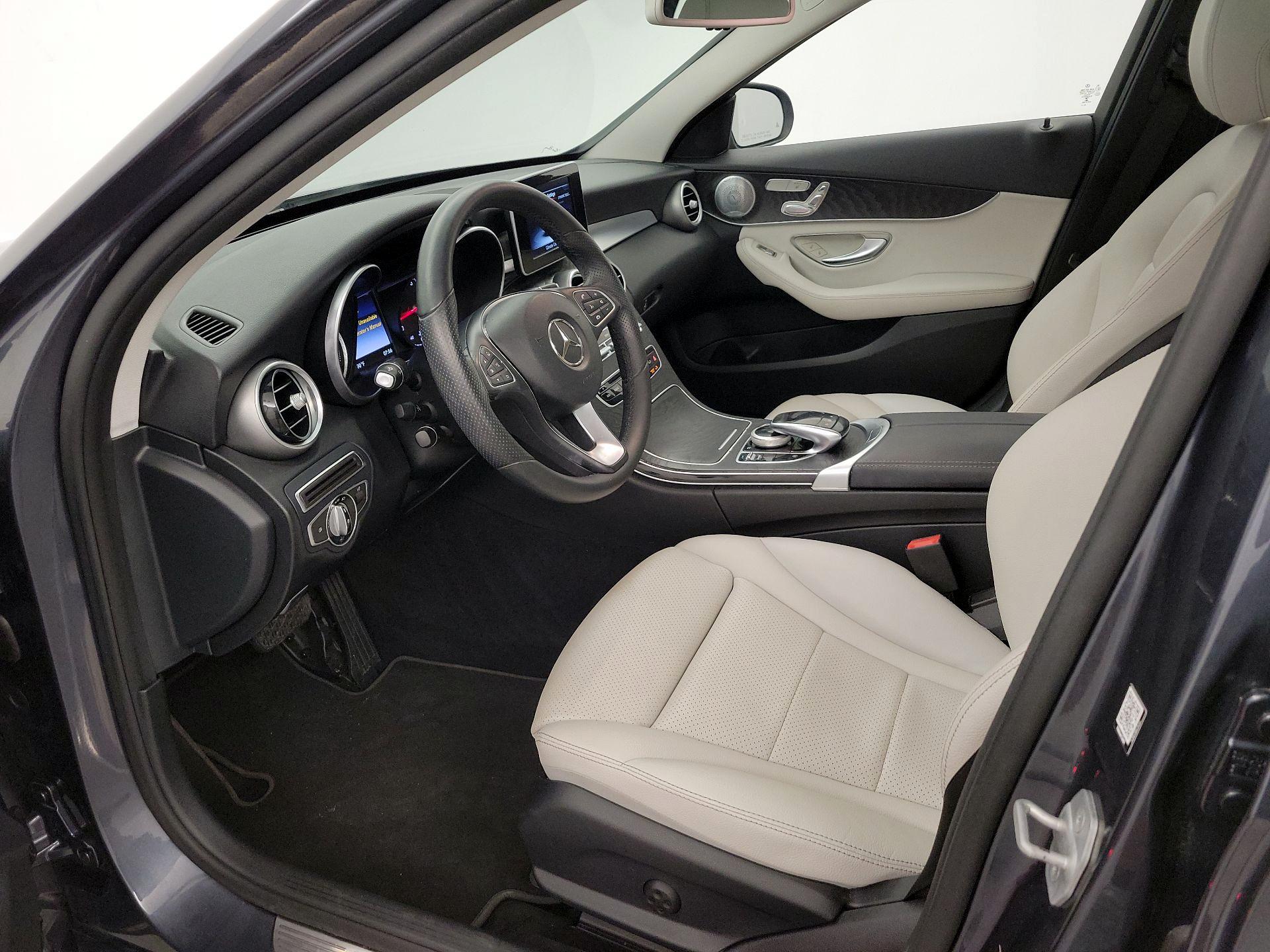 Thumbnail: 2016 Mercedes-Benz C-Class - 11