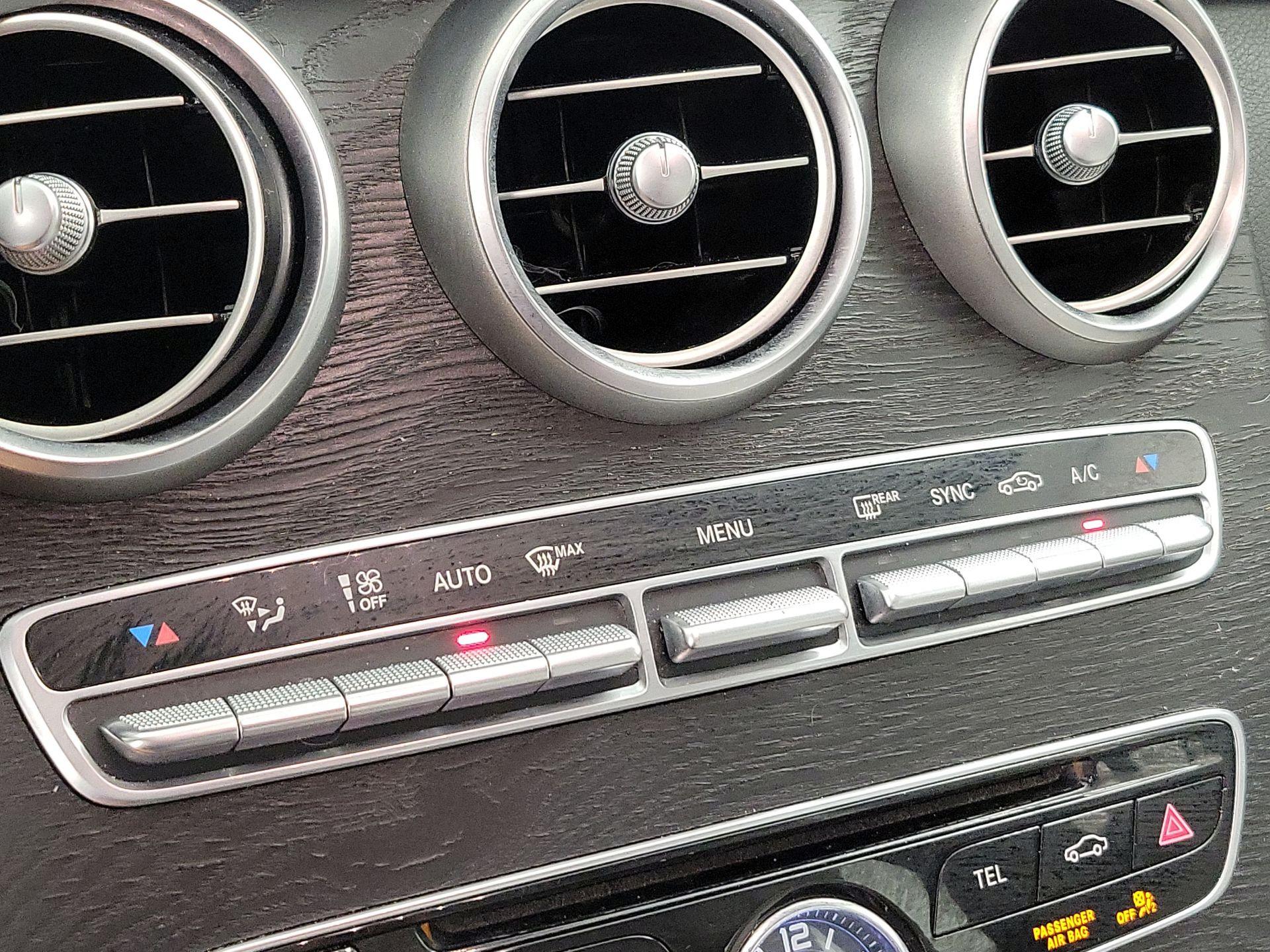 Thumbnail: 2016 Mercedes-Benz C-Class - 16
