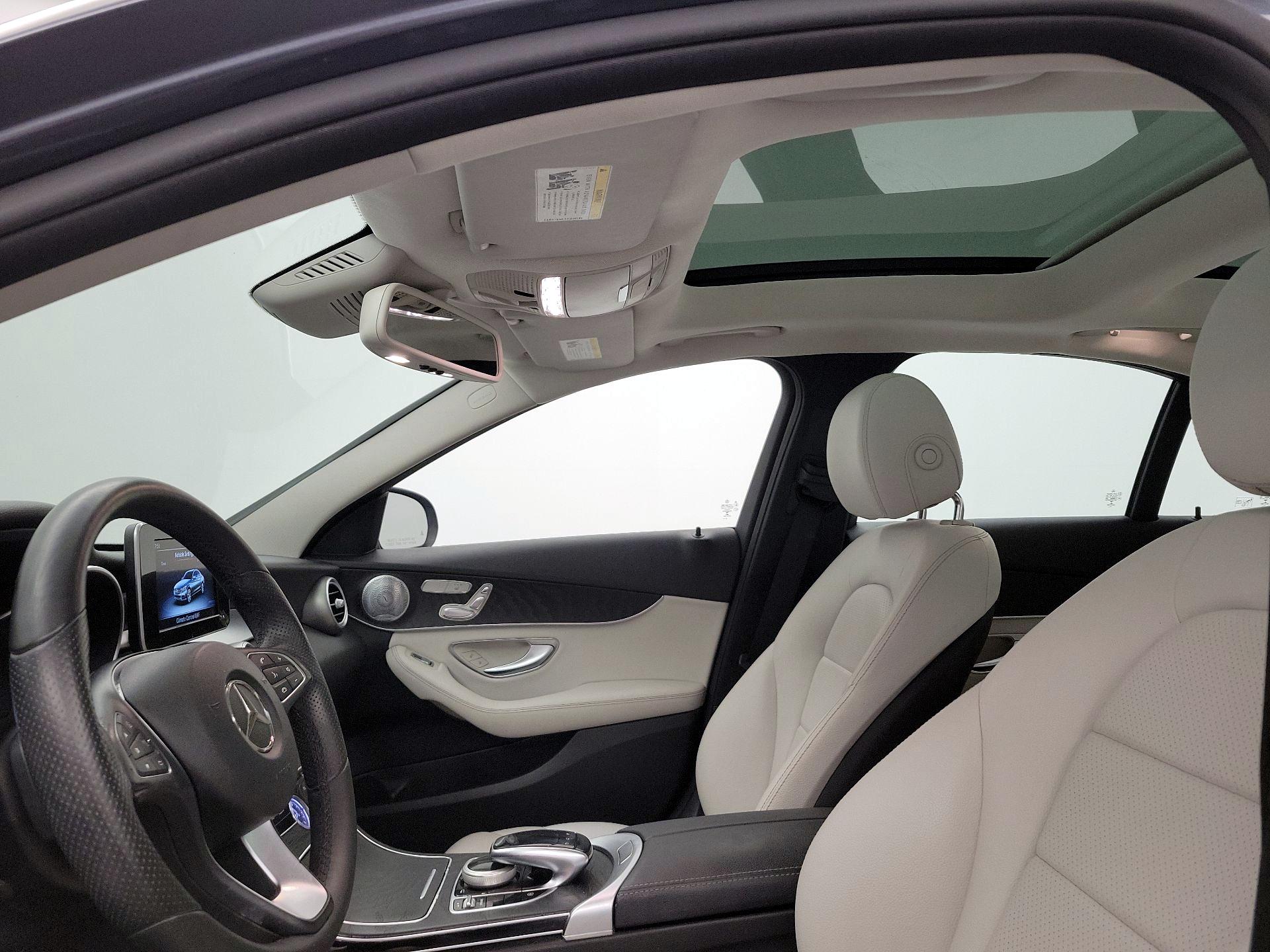 Thumbnail: 2016 Mercedes-Benz C-Class - 19