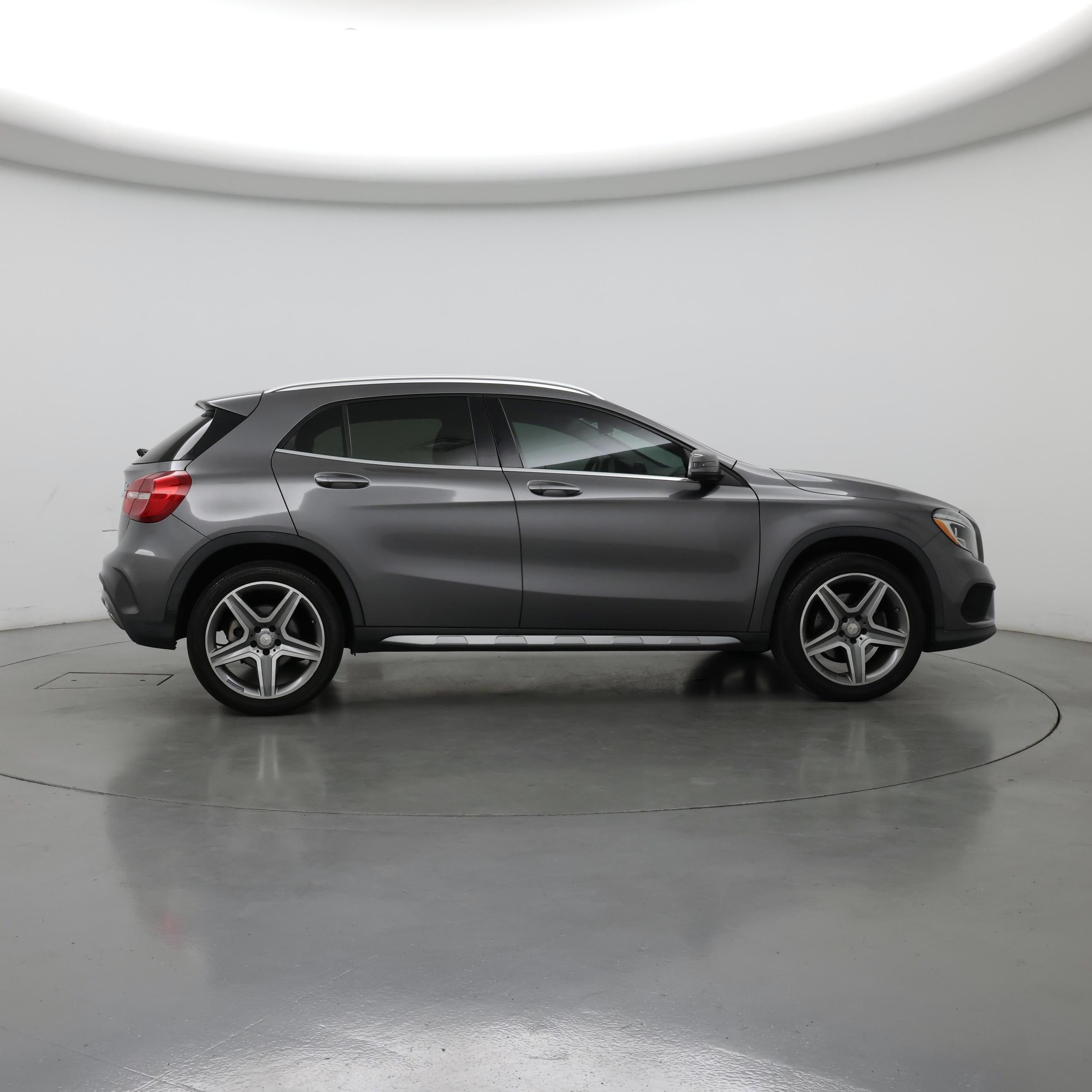 Thumbnail: 2015 Mercedes-Benz GLA - 7