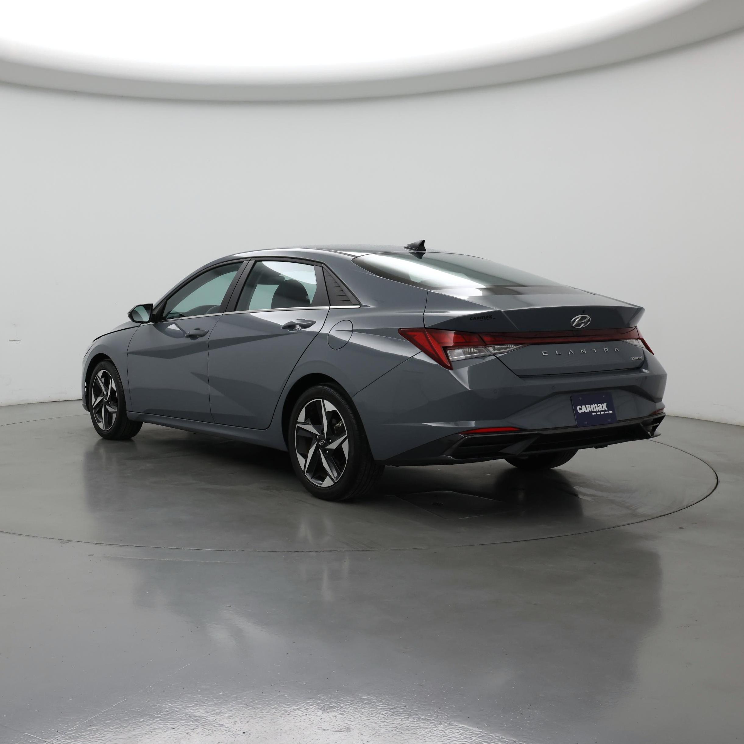 Thumbnail: 2023 Hyundai Elantra - 2